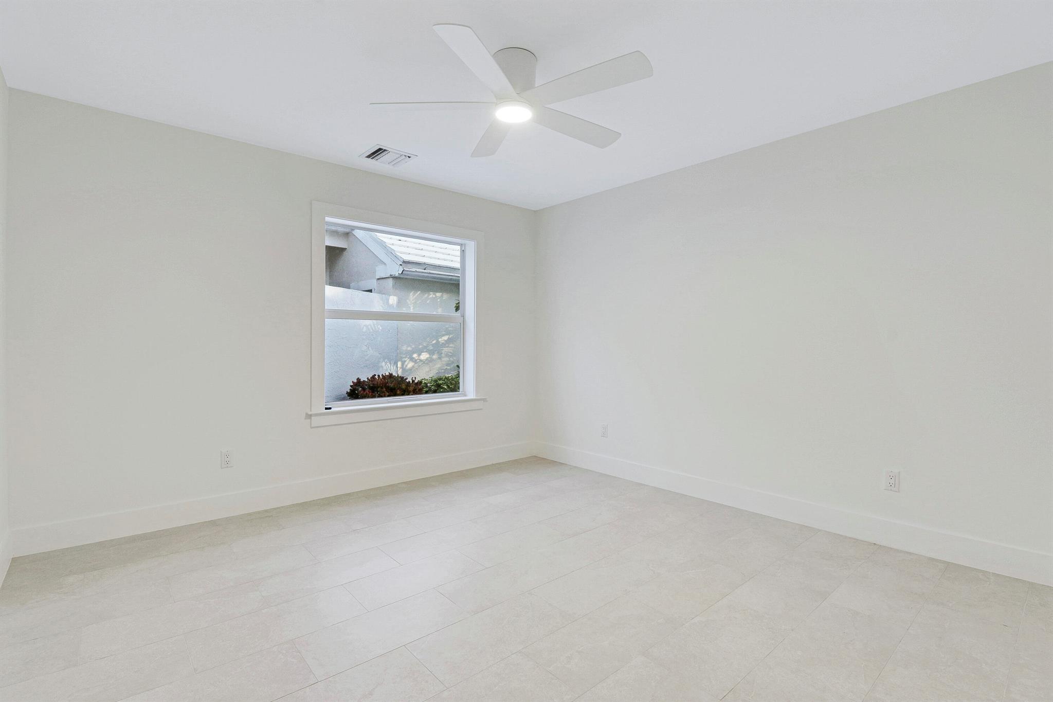 17 Dorchester Circle