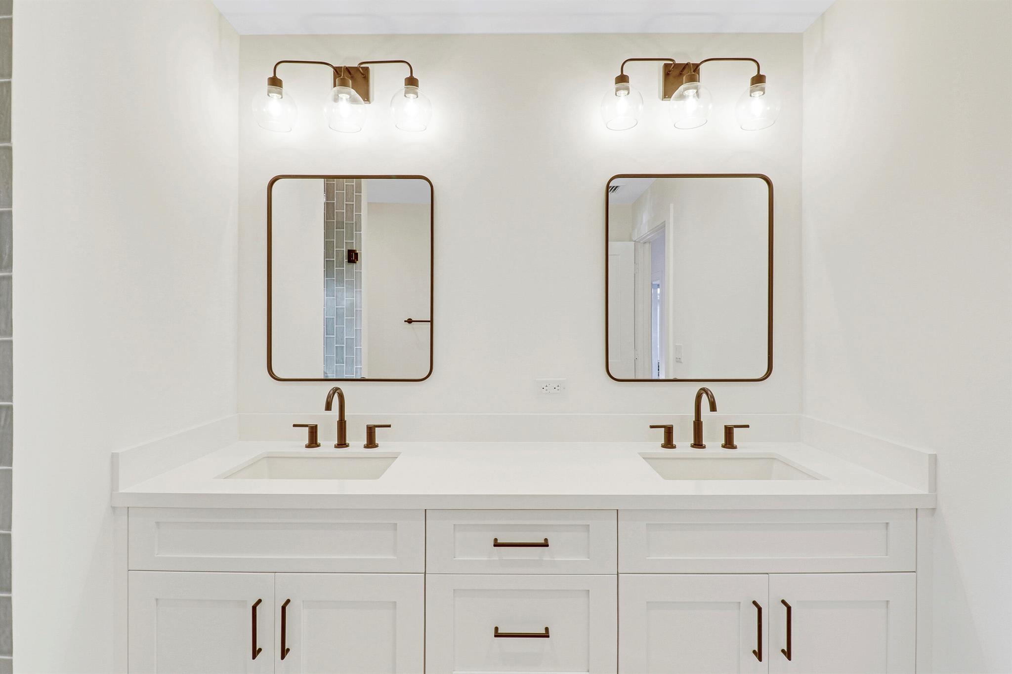 17 Dorchester Circle