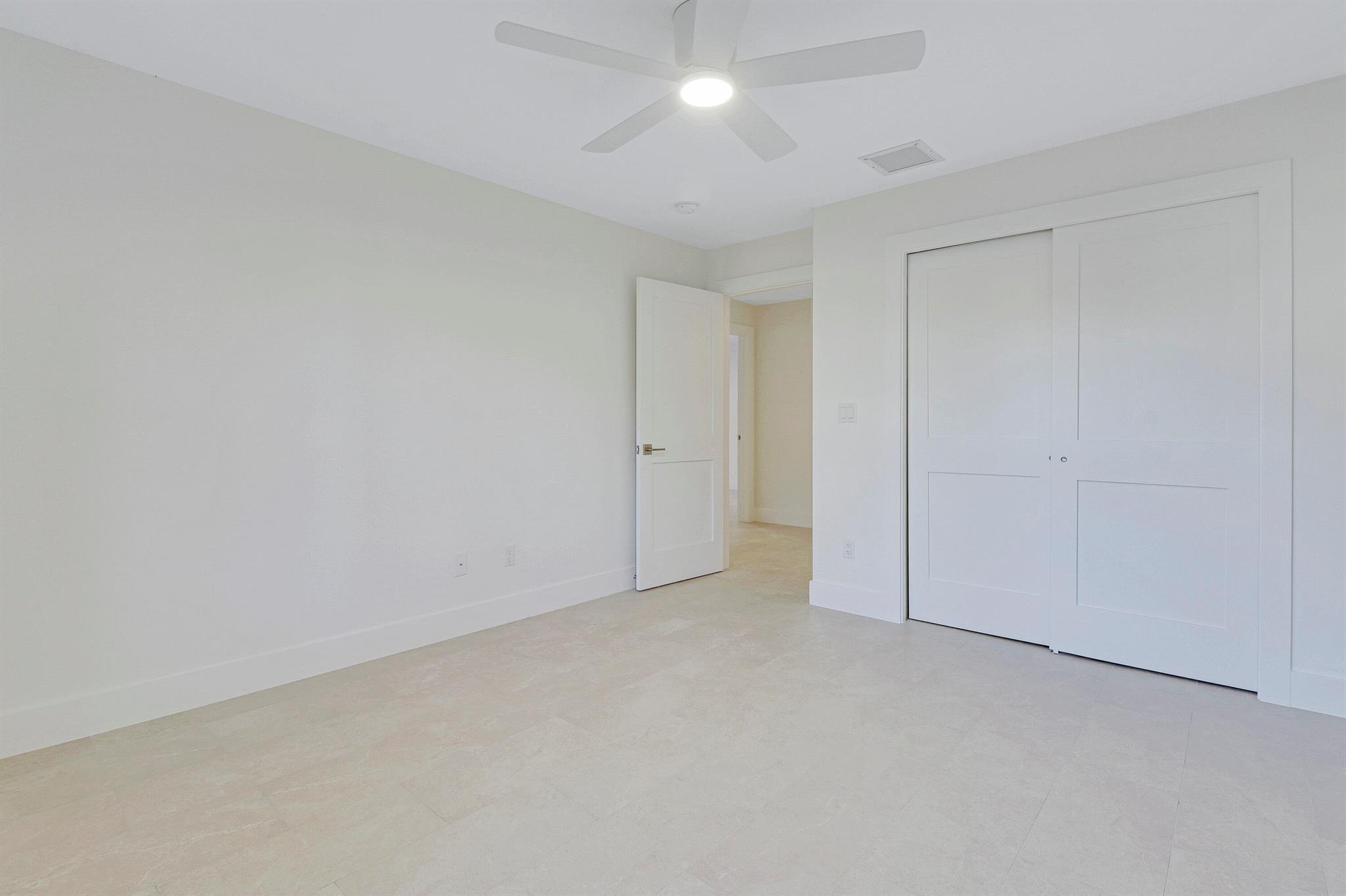 17 Dorchester Circle