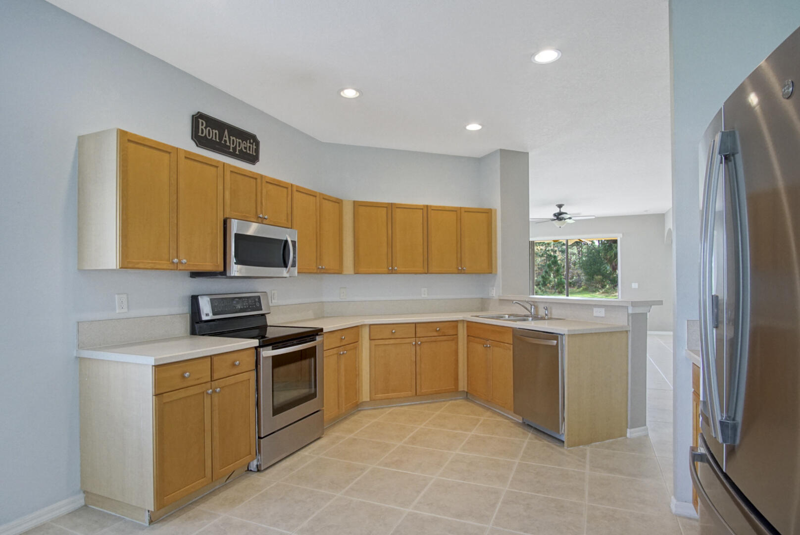 229 SW Manatee Springs Way