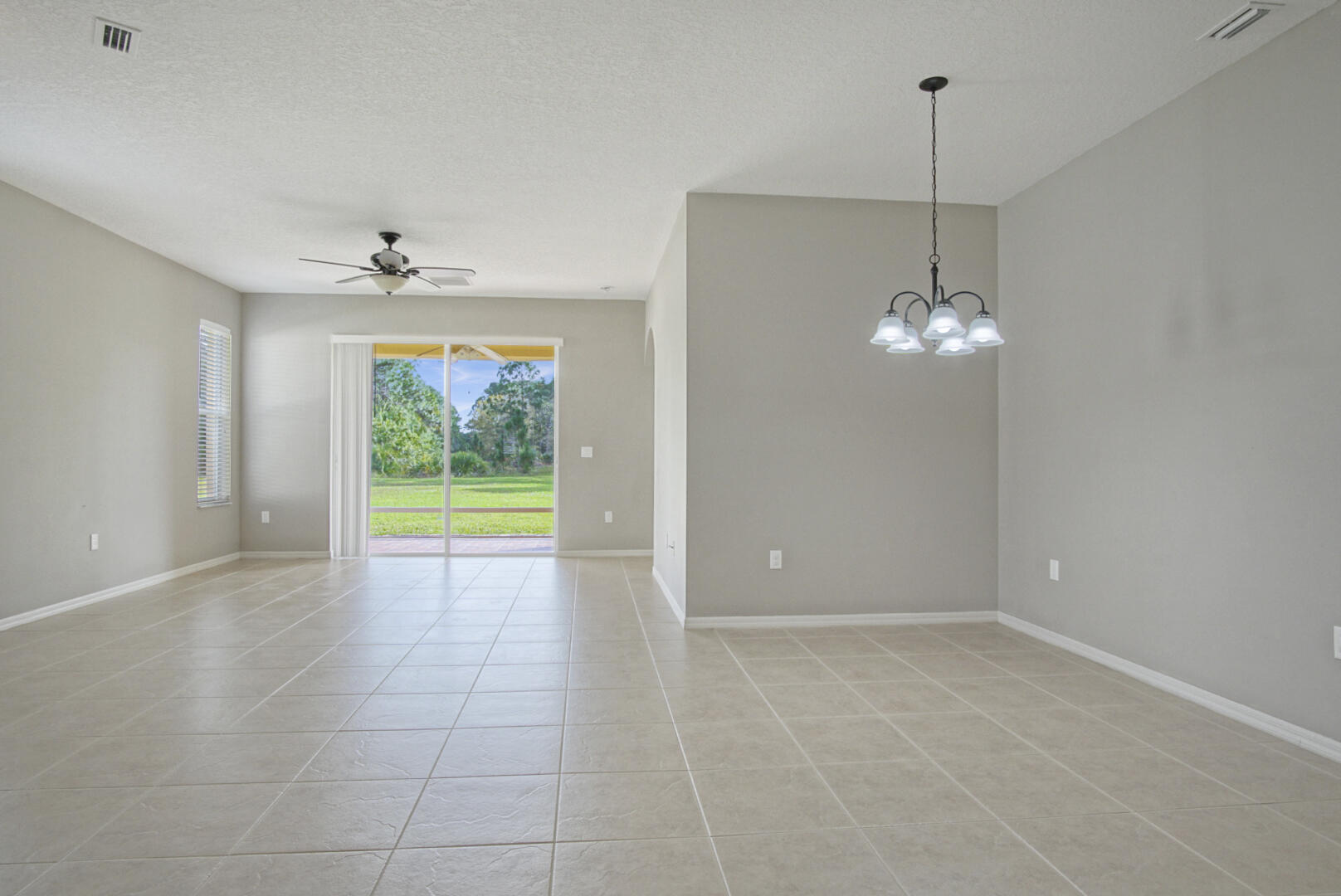 229 SW Manatee Springs Way