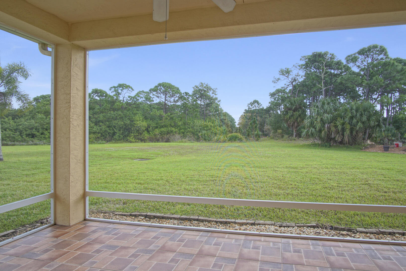 229 SW Manatee Springs Way