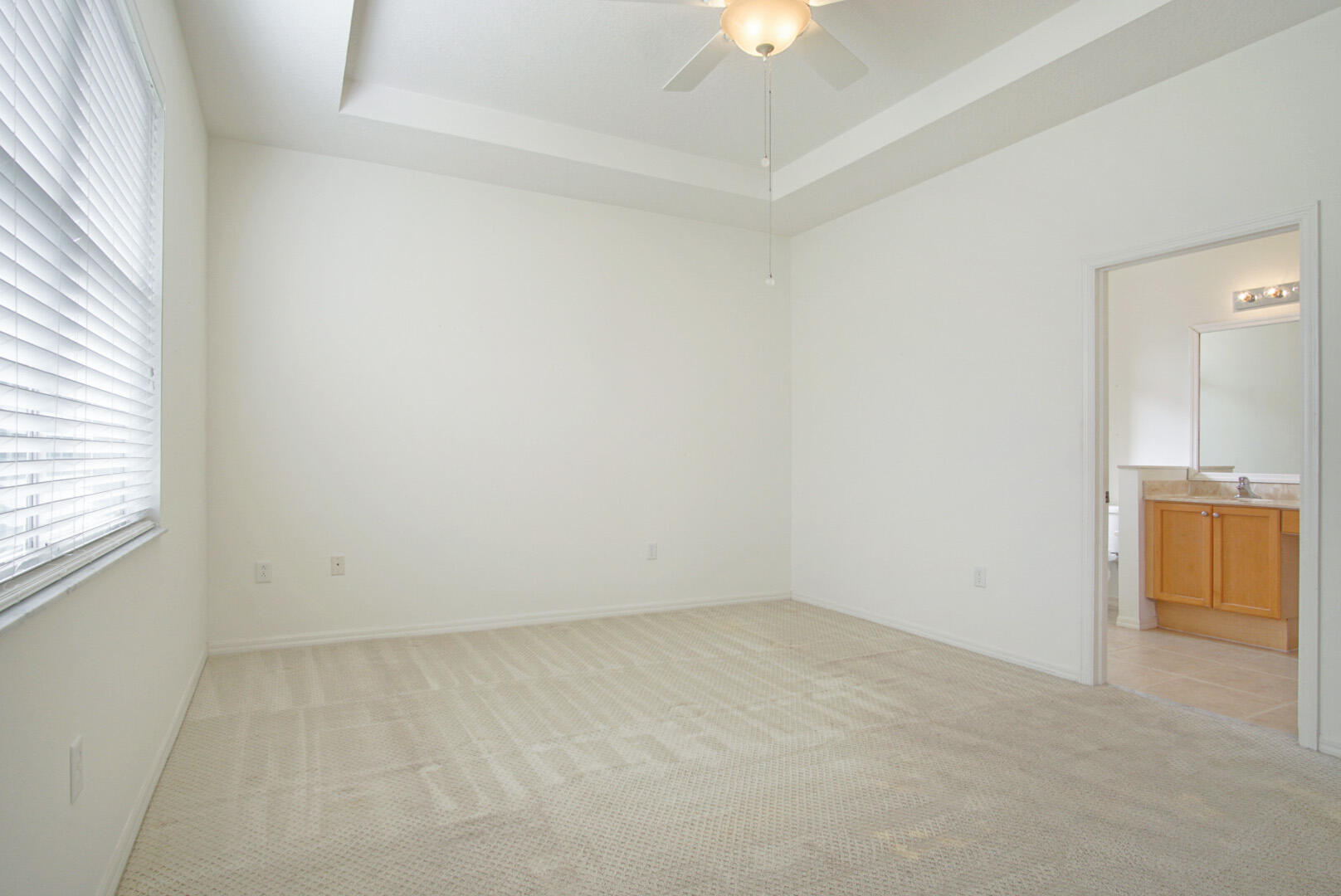 229 SW Manatee Springs Way