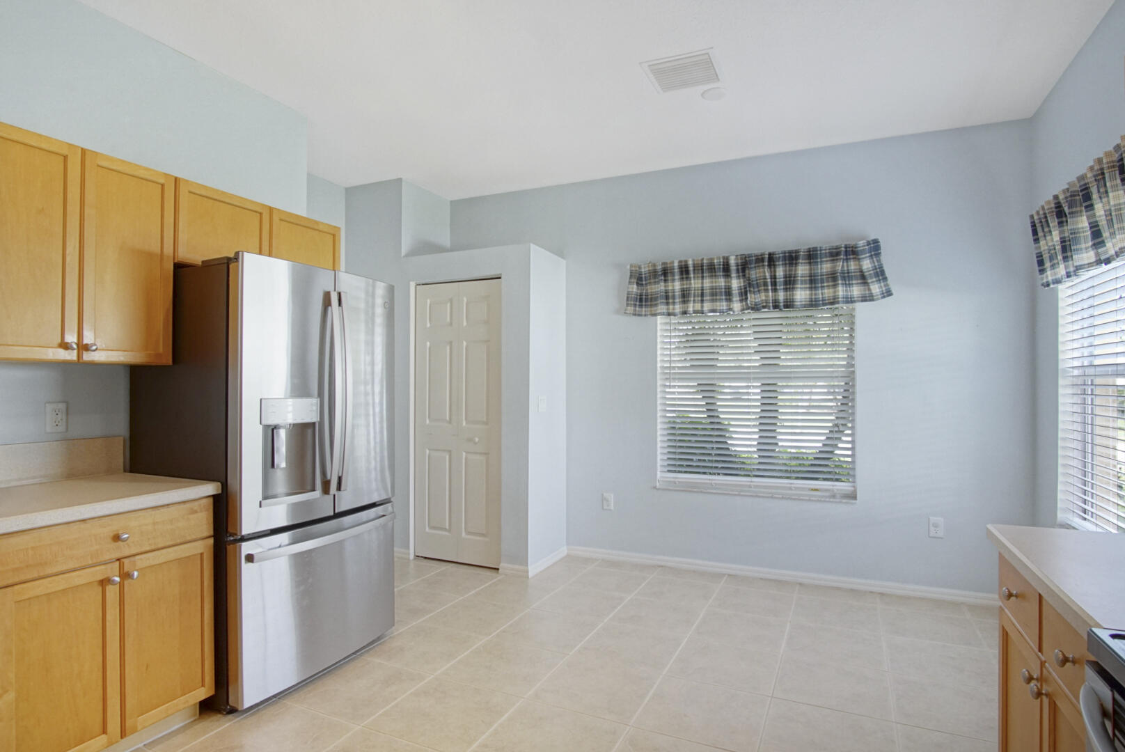 229 SW Manatee Springs Way