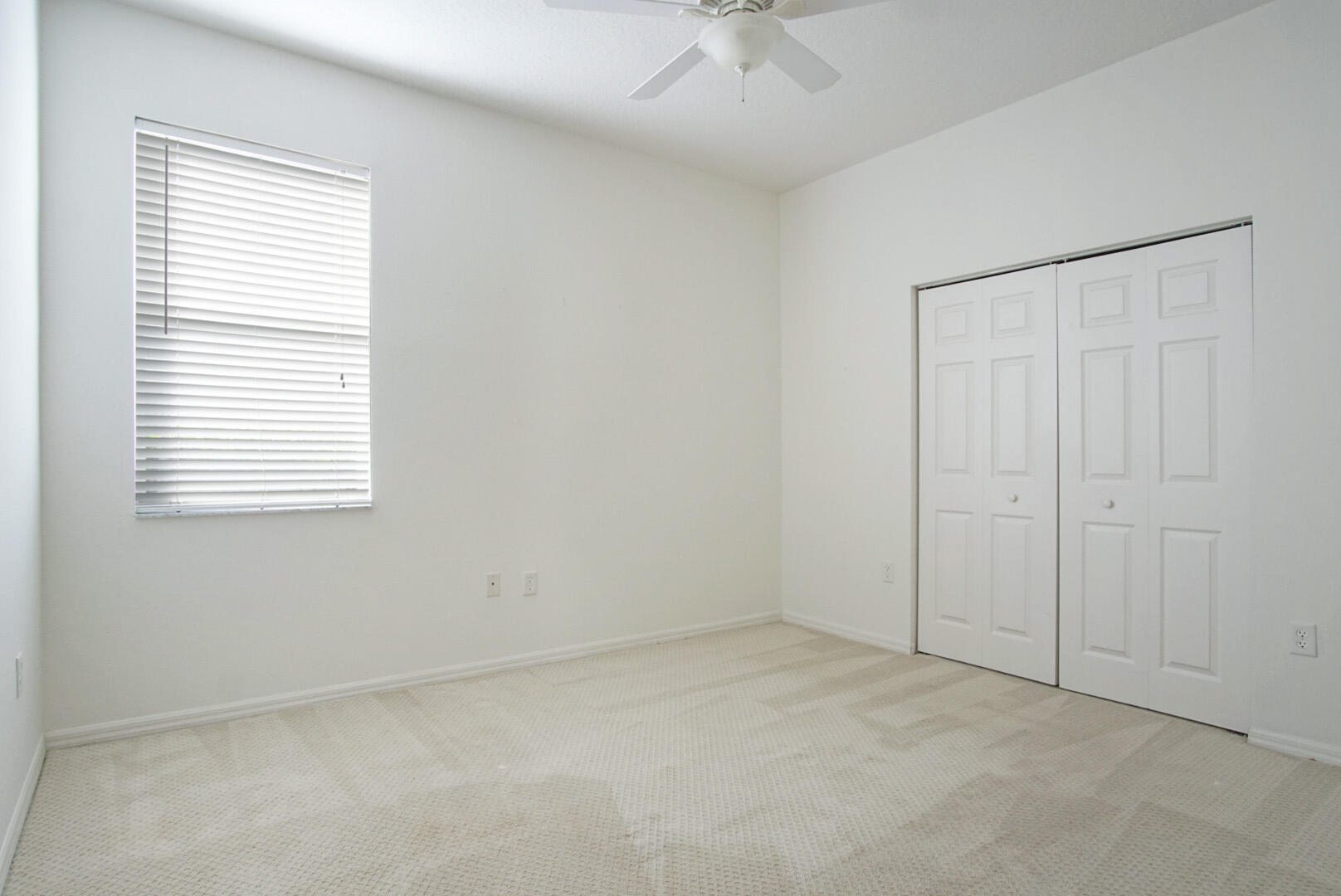 229 SW Manatee Springs Way