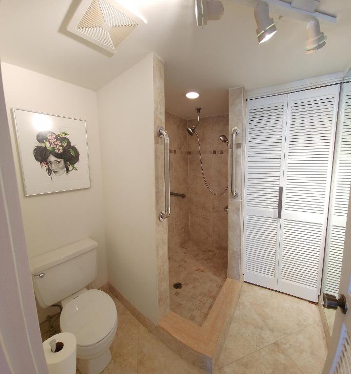 5151 N Highway A1a 712