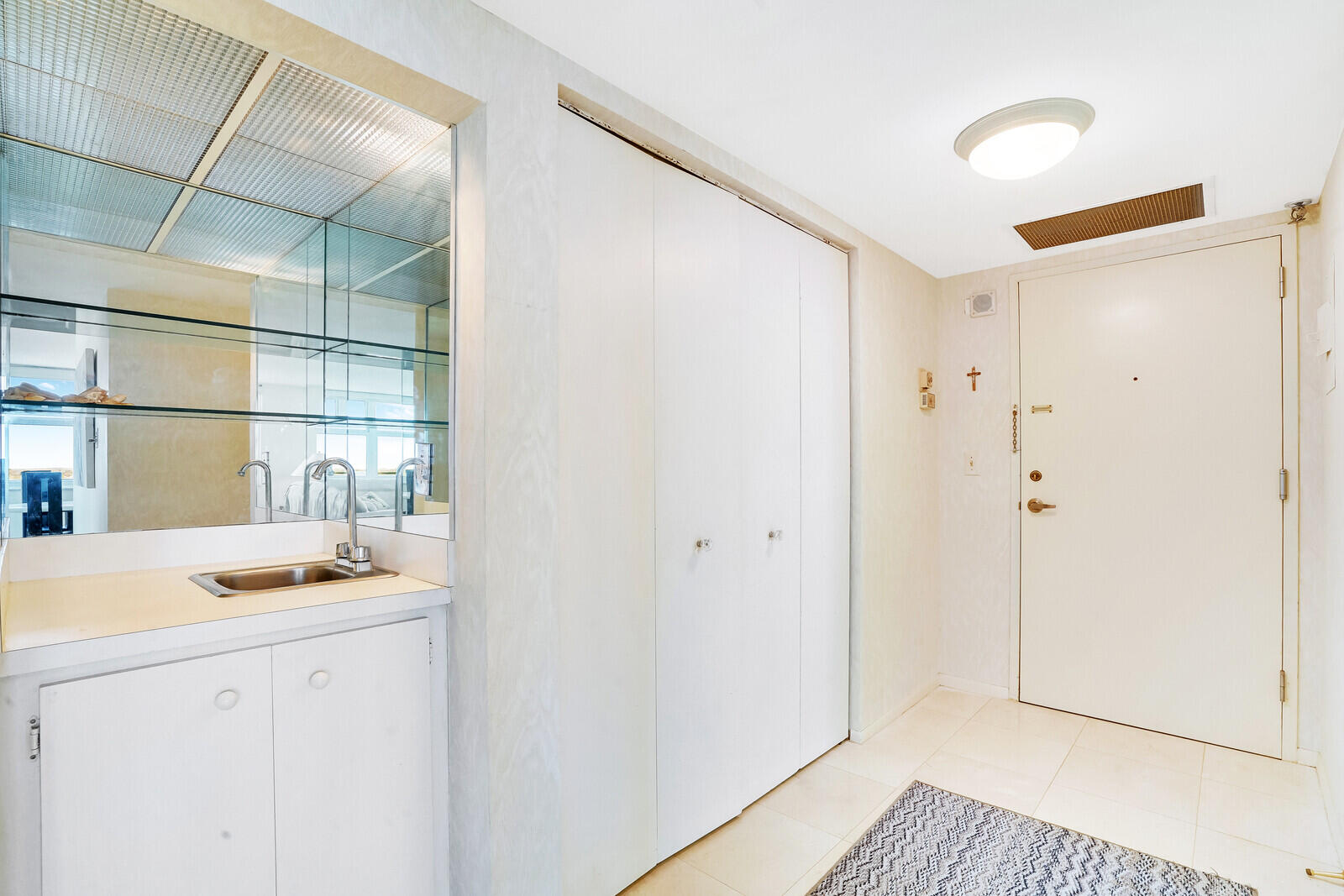 5440 N Ocean Drive 1102