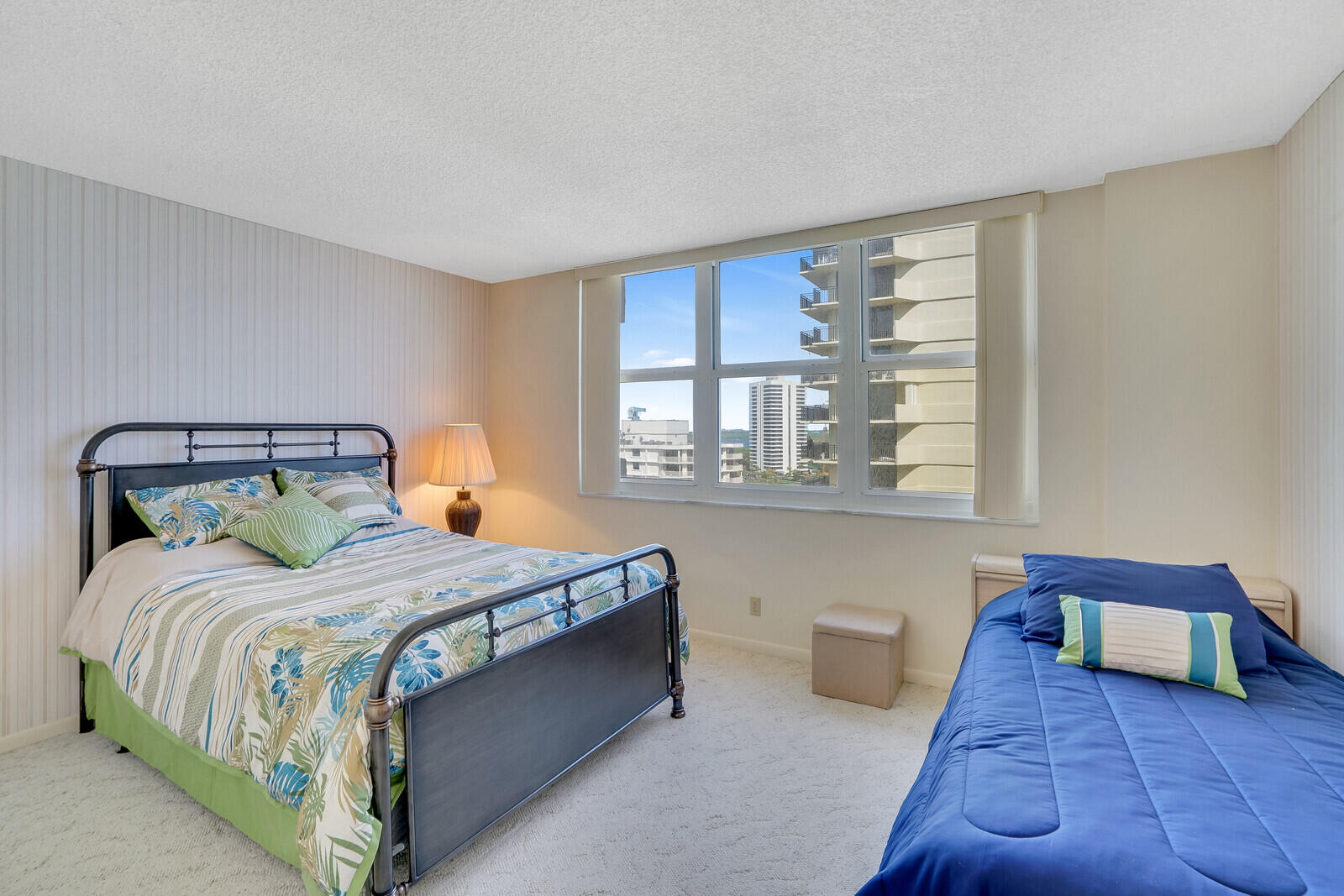 5440 N Ocean Drive 1102