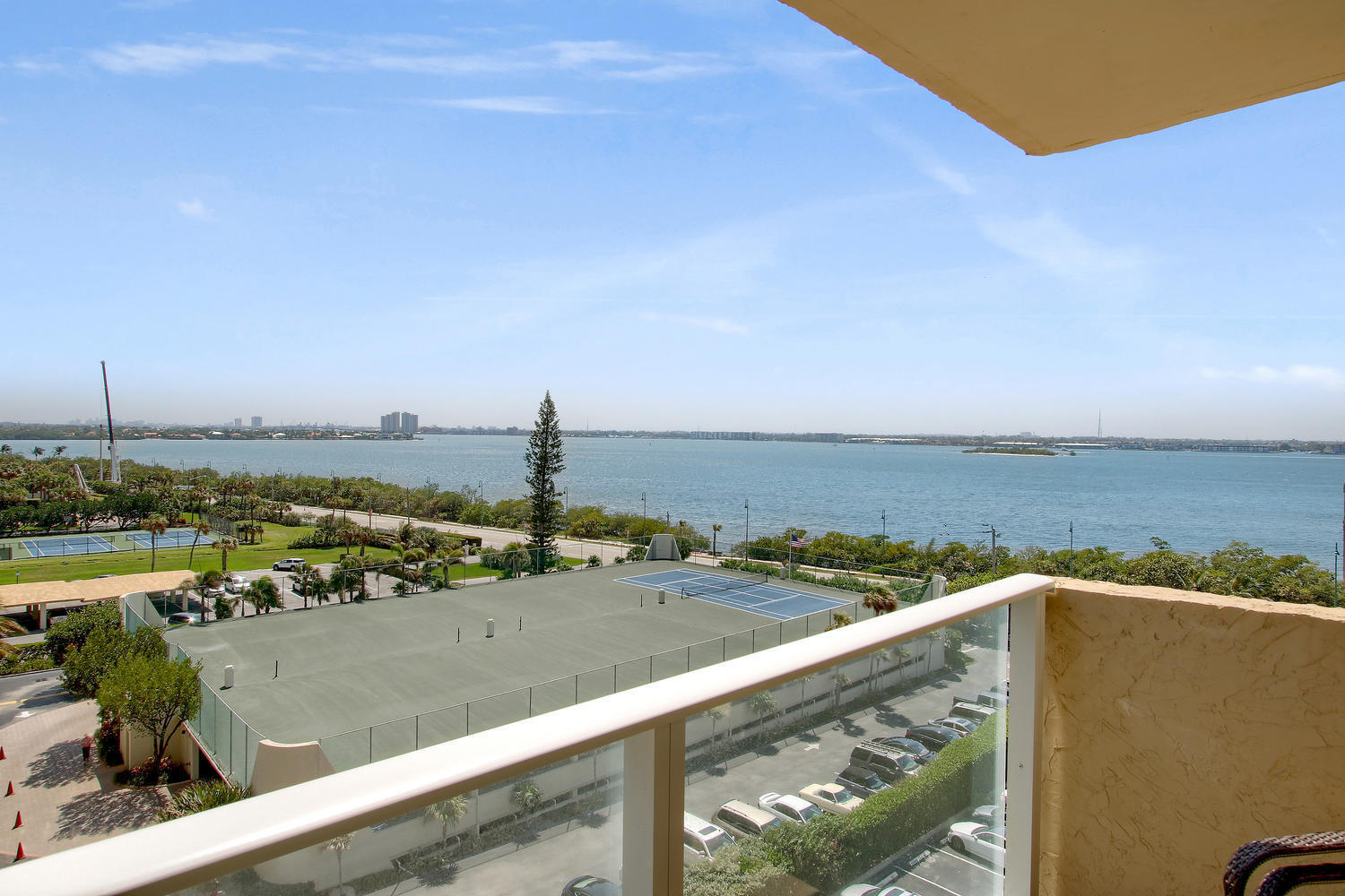 5440 N Ocean Drive 1102