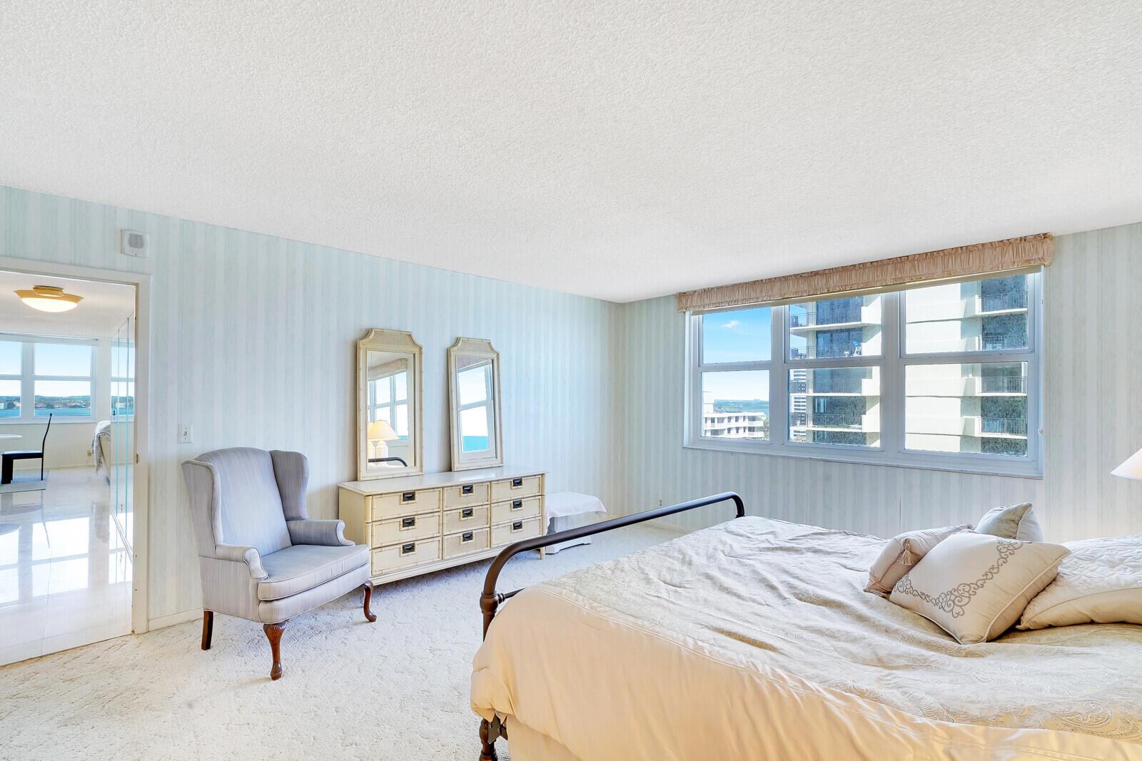 5440 N Ocean Drive 1102