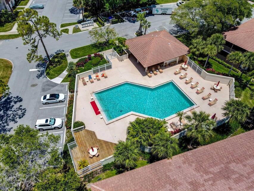 510 Brackenwood Place