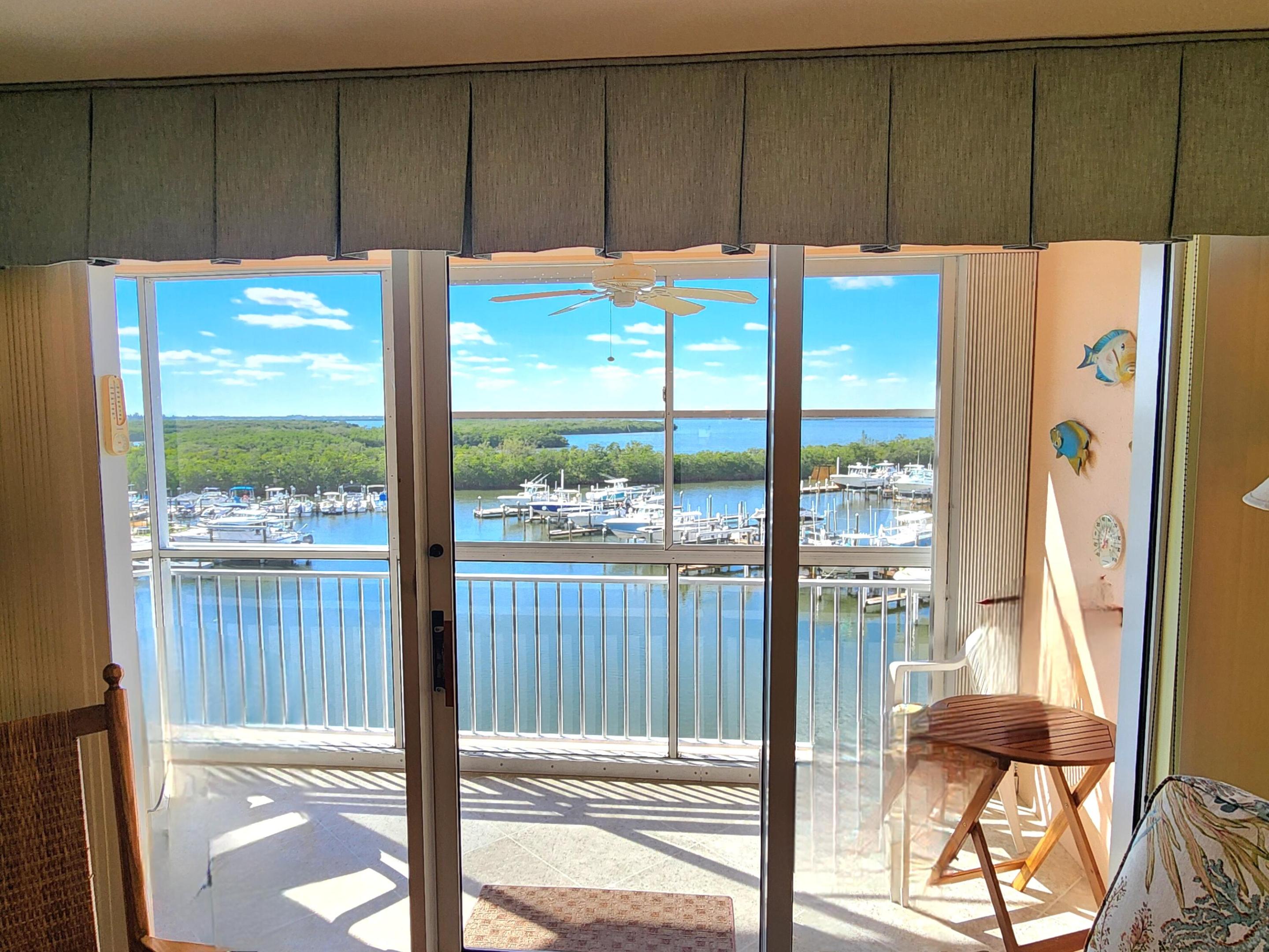 5167 N Highway A1a 402