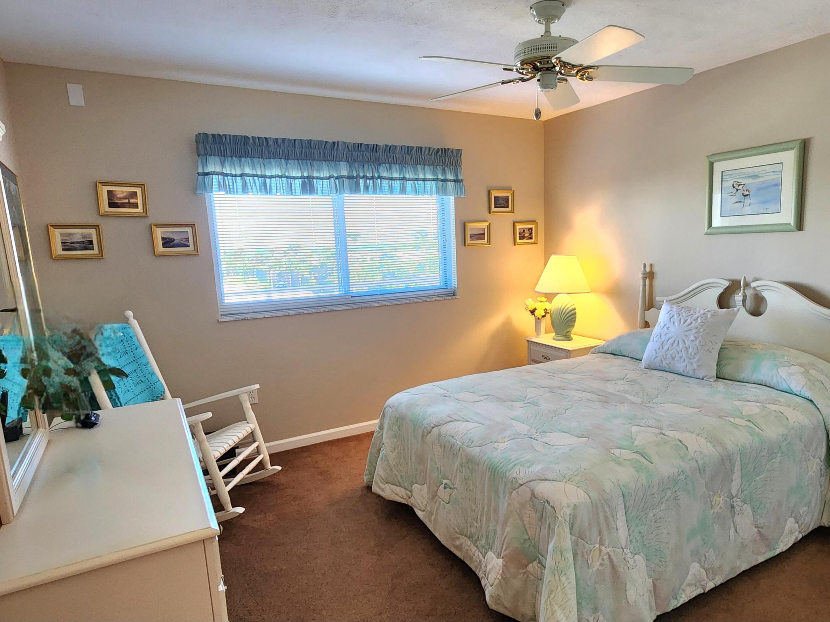 5167 N Highway A1a 402