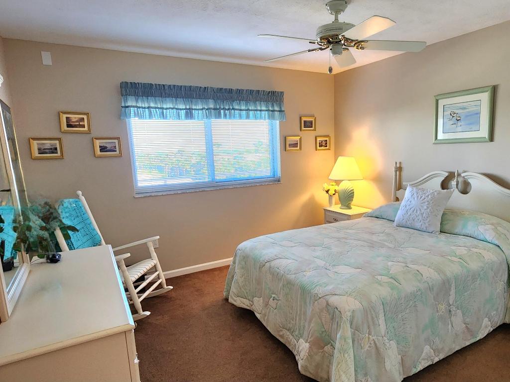 5167 N Highway A1a 402