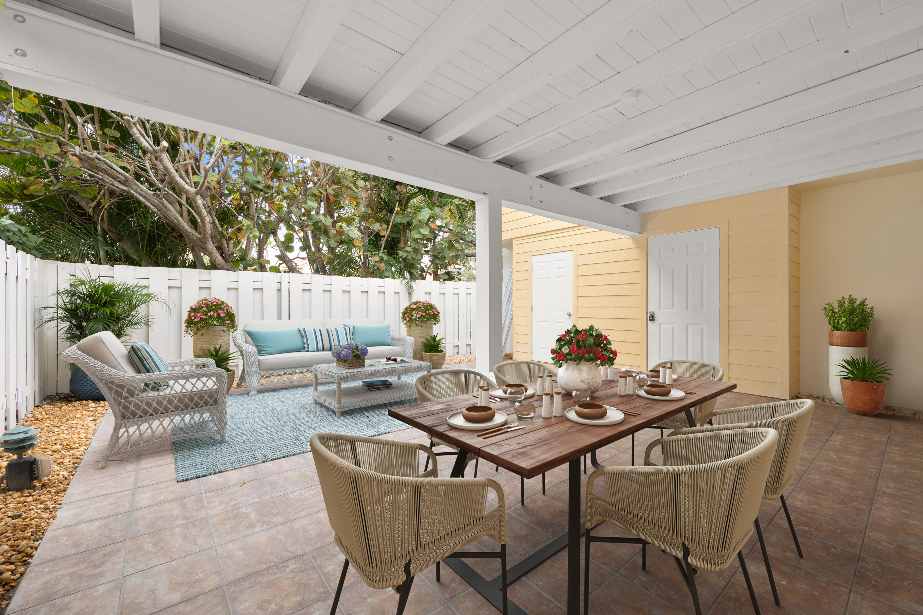 214 Seabreeze Circle