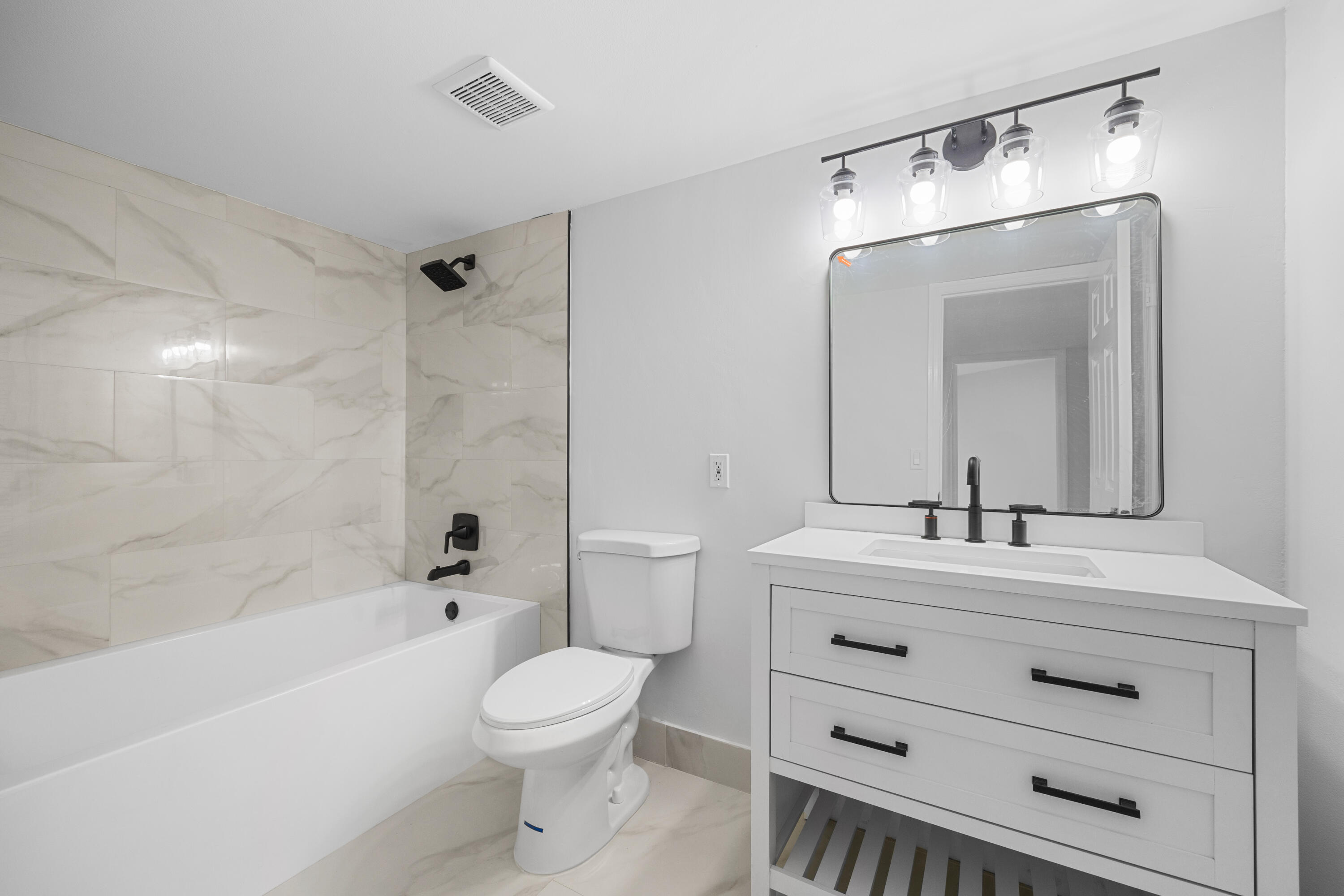 214 Seabreeze Circle