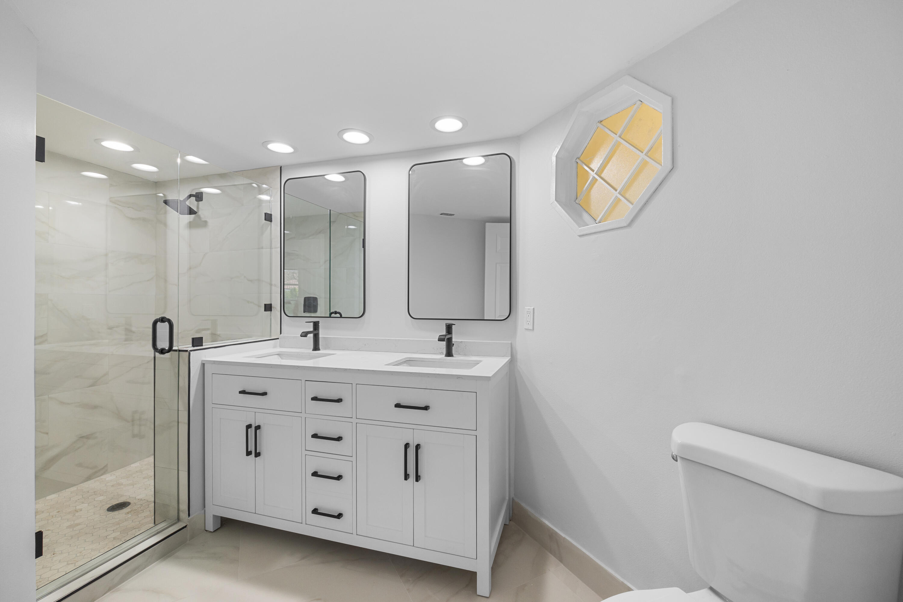 214 Seabreeze Circle