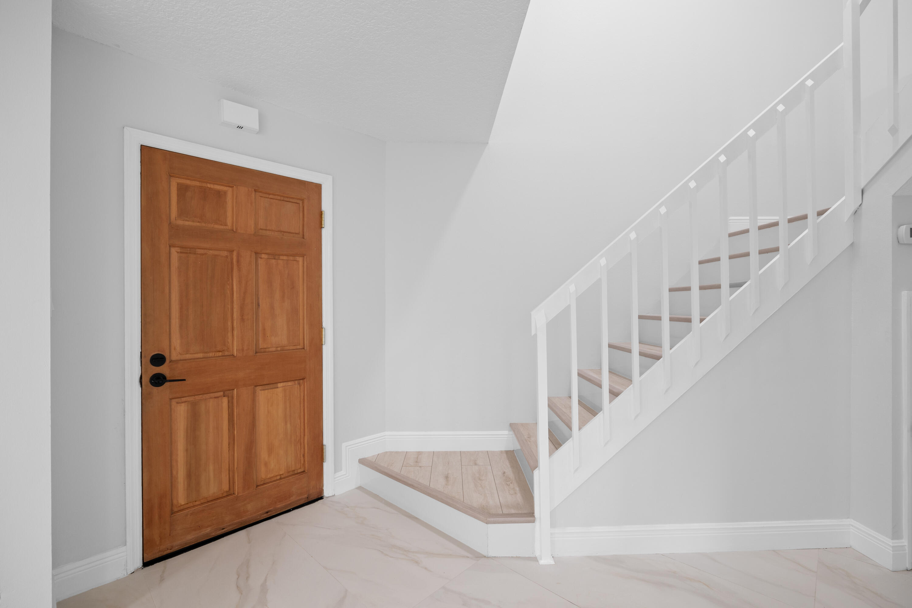 214 Seabreeze Circle