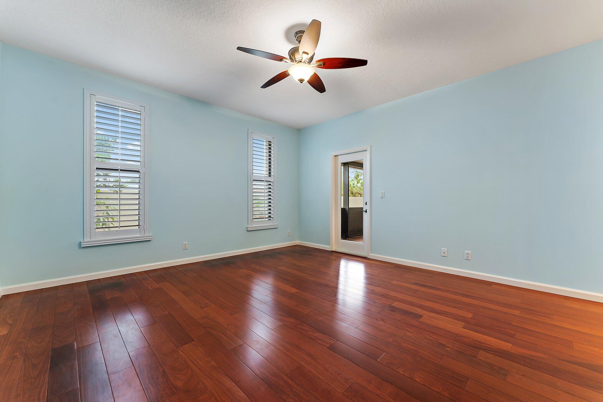 13081 SE Green Turtle Way