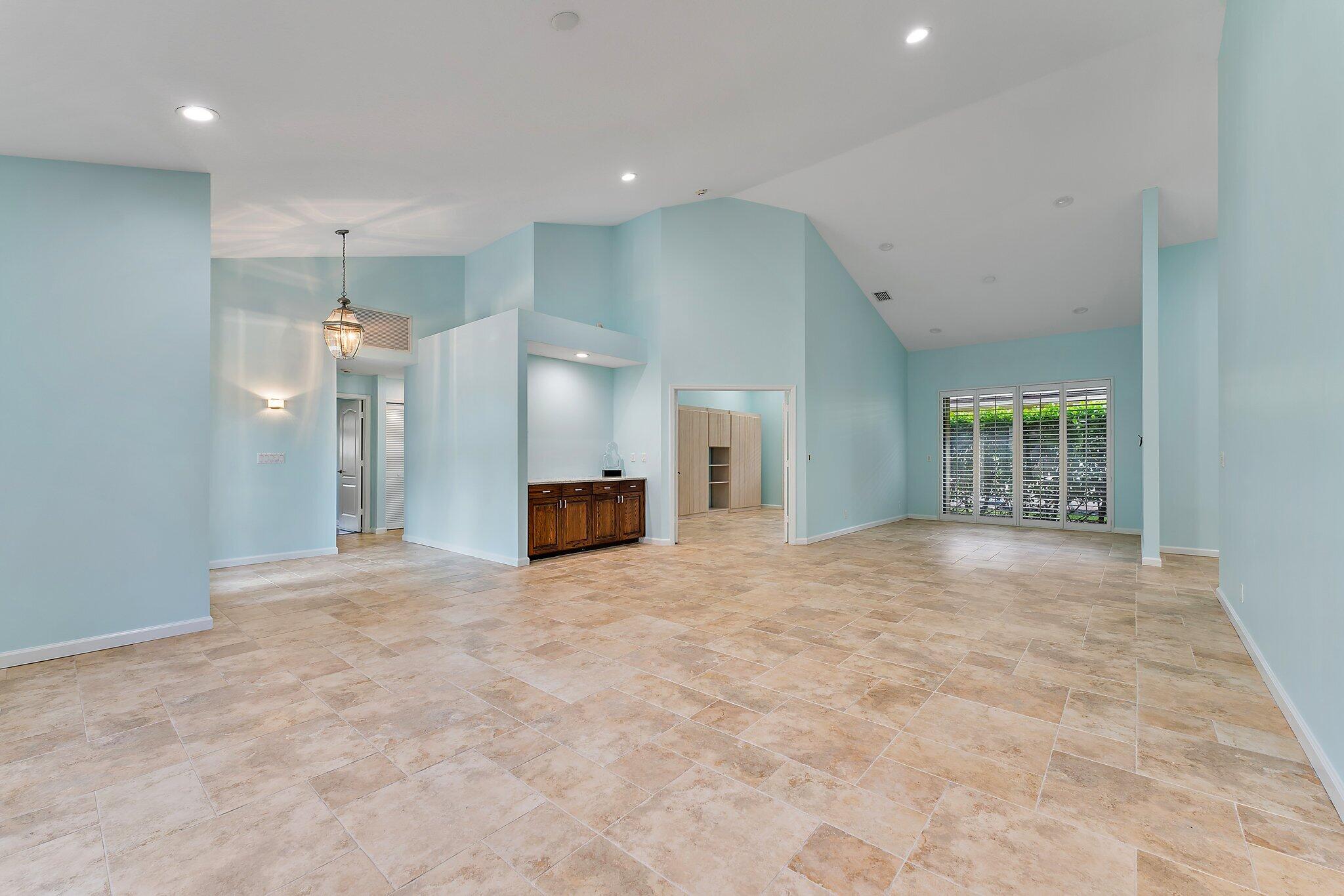 13081 SE Green Turtle Way