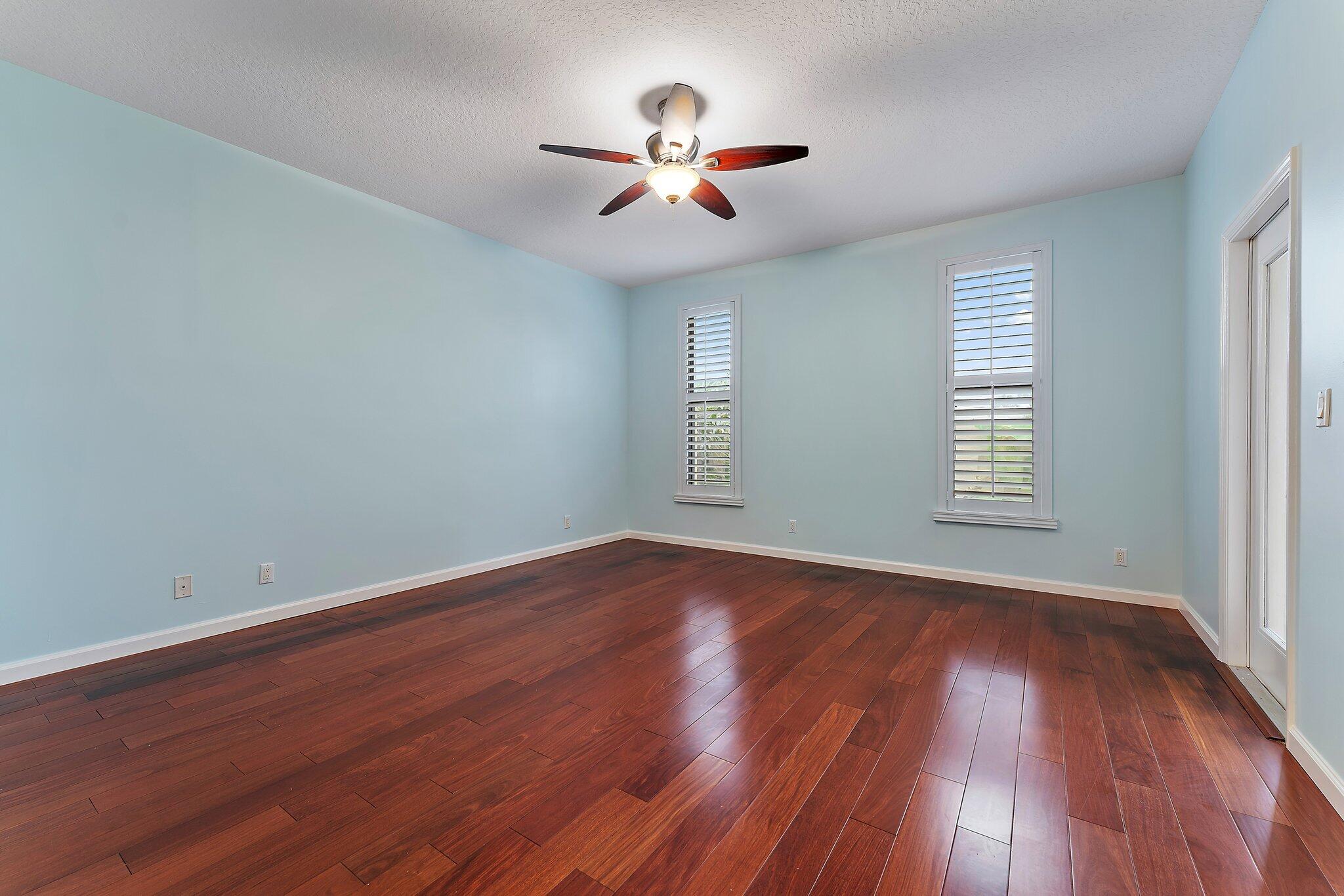 13081 SE Green Turtle Way