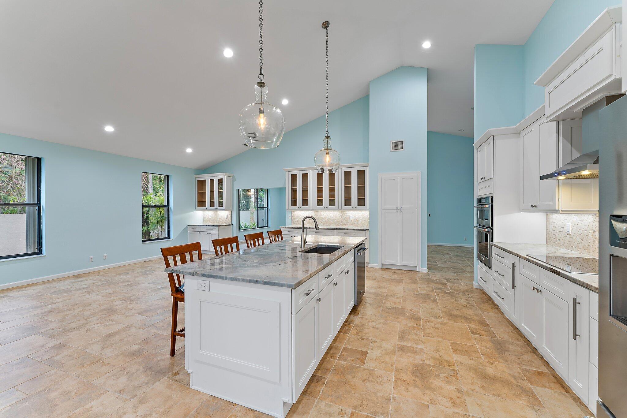 13081 SE Green Turtle Way