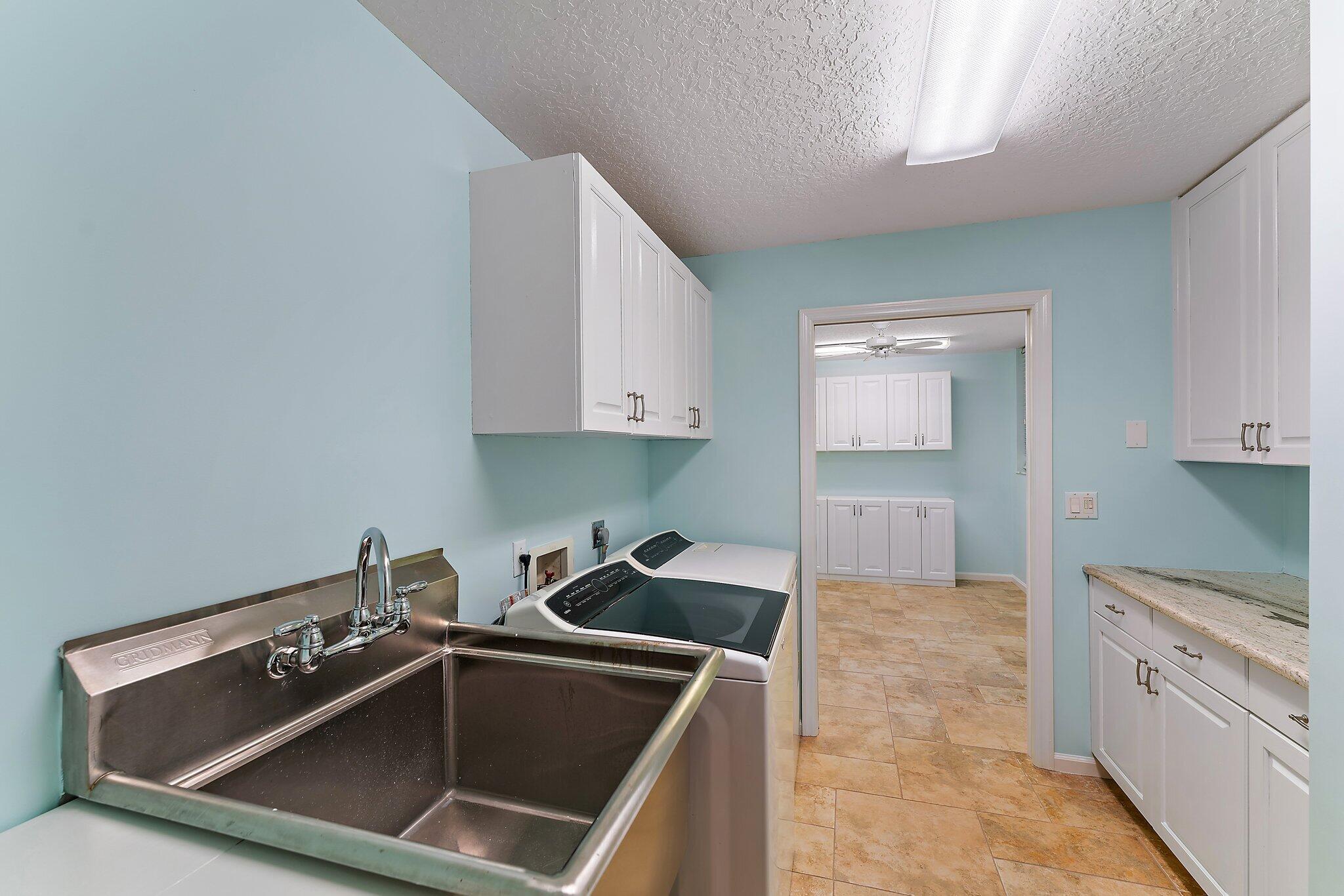 13081 SE Green Turtle Way