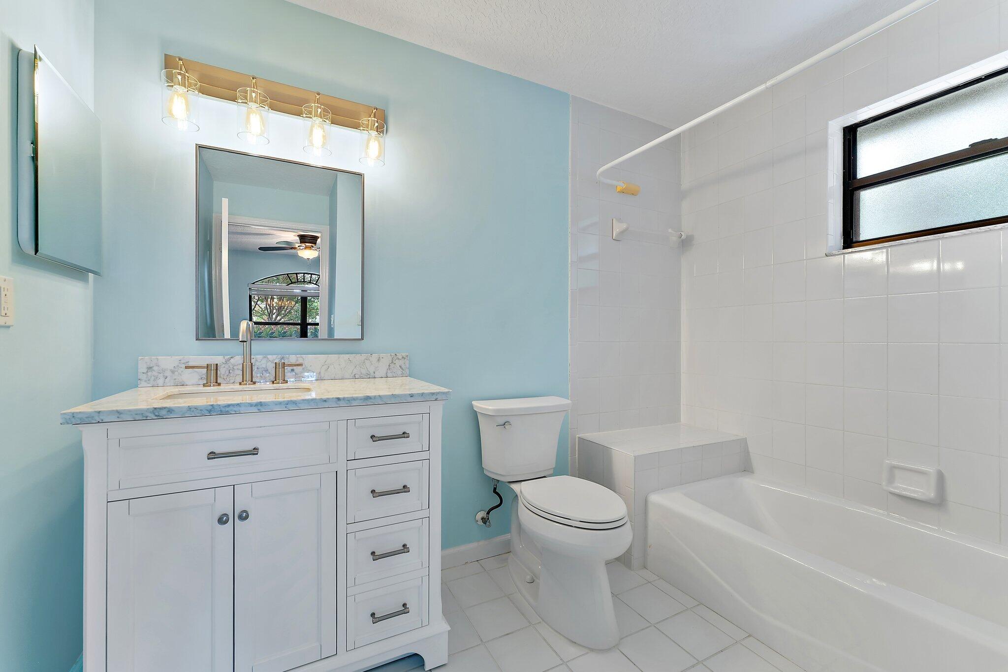 13081 SE Green Turtle Way