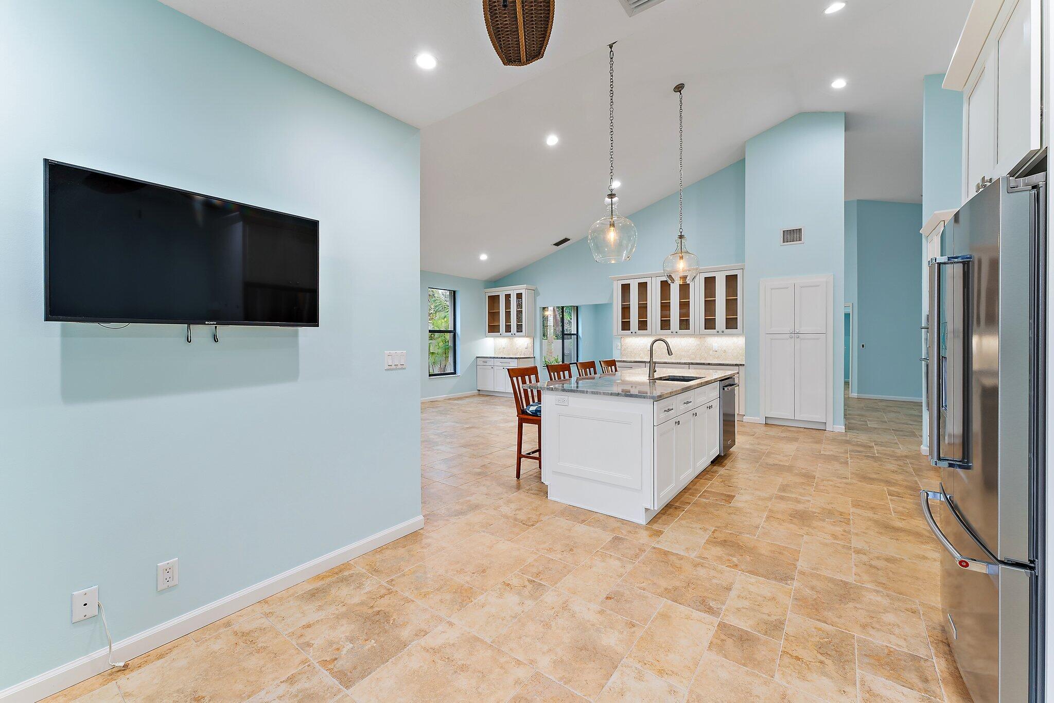 13081 SE Green Turtle Way