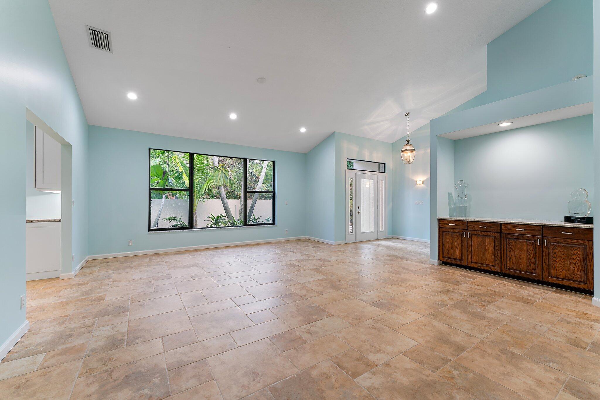 13081 SE Green Turtle Way