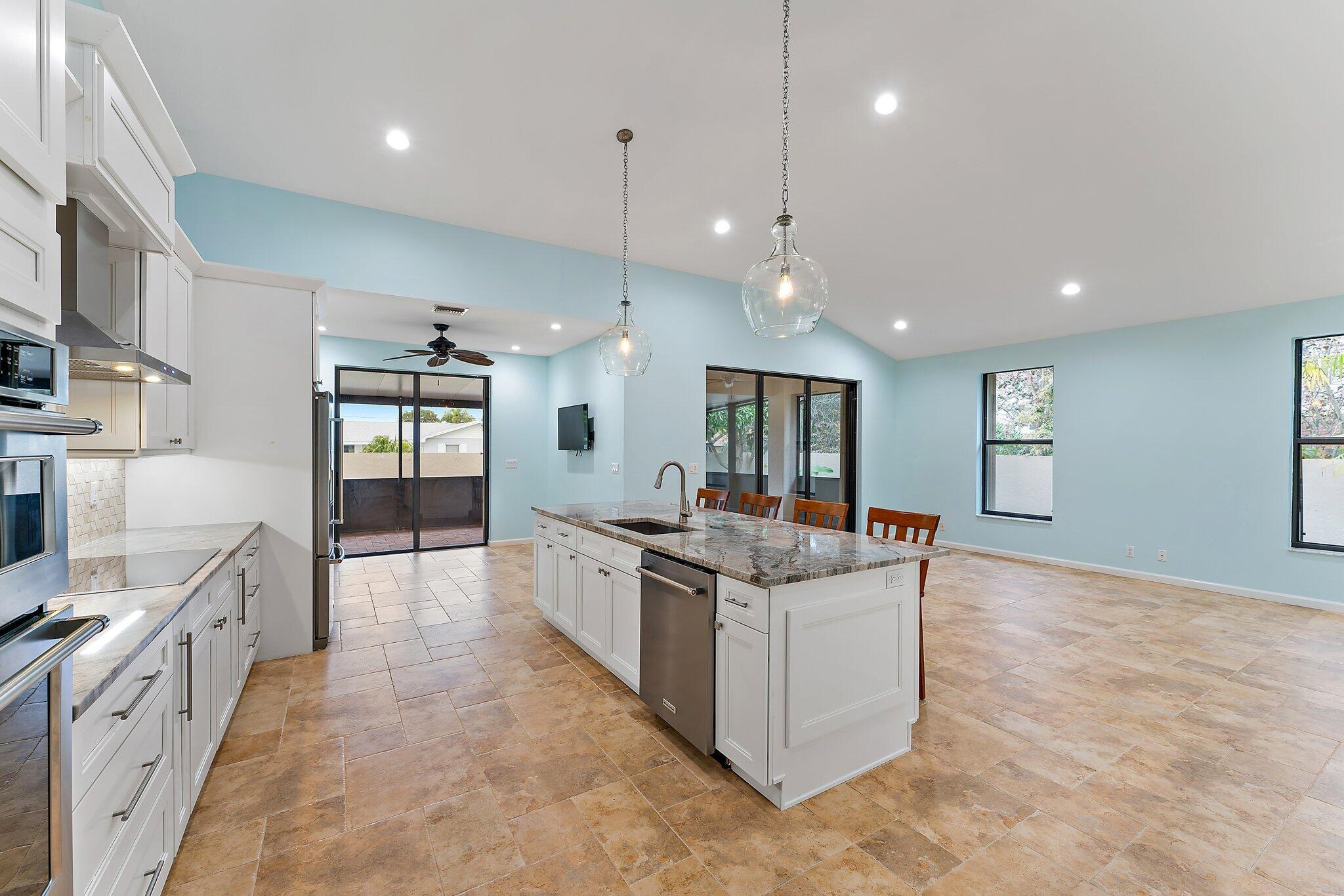 13081 SE Green Turtle Way