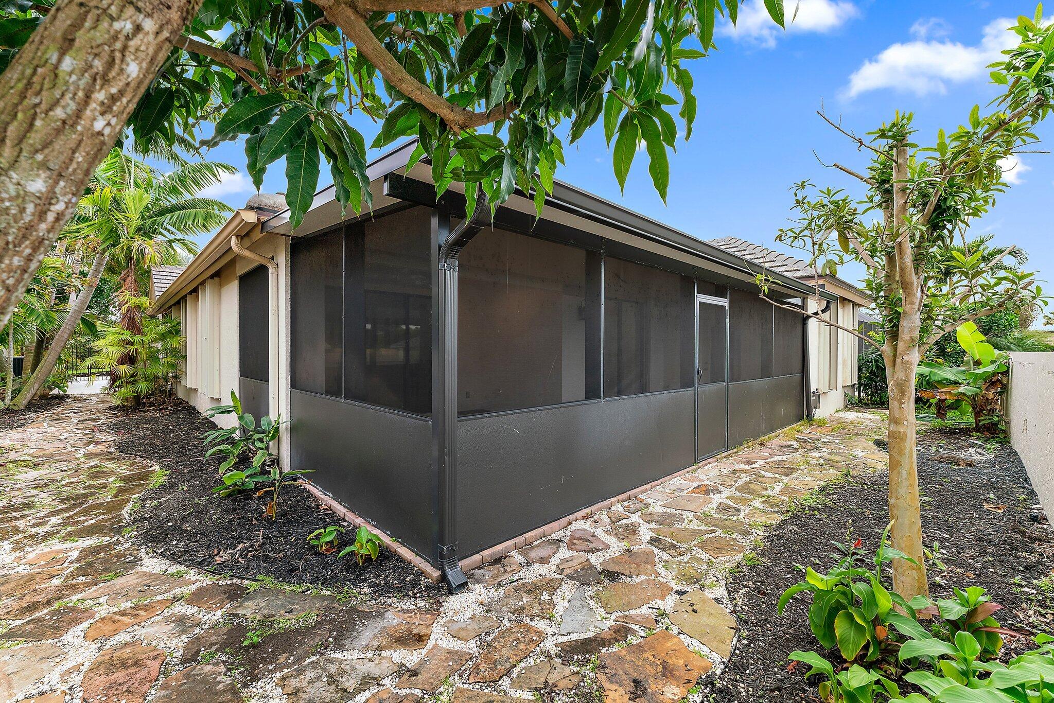 13081 SE Green Turtle Way