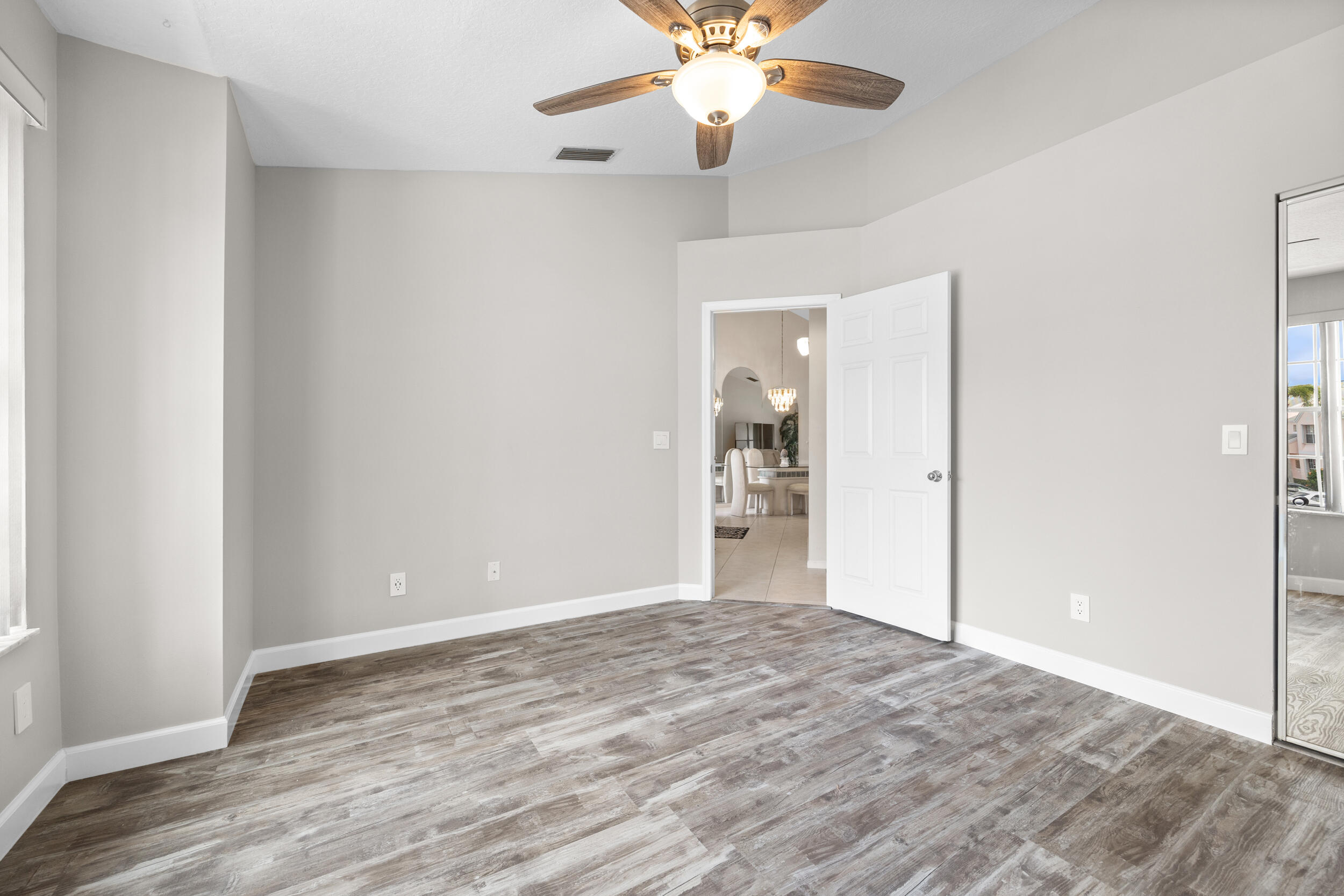 802 Muirfield Court 802e