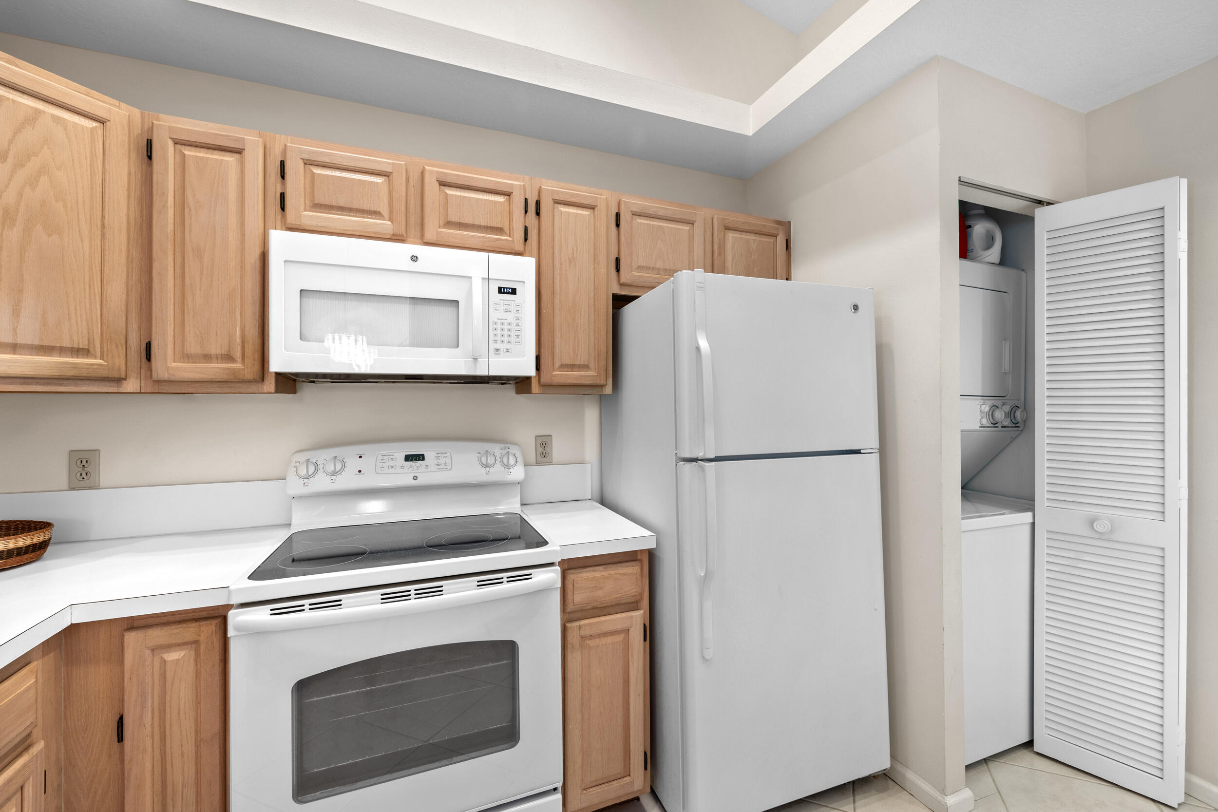 802 Muirfield Court 802e