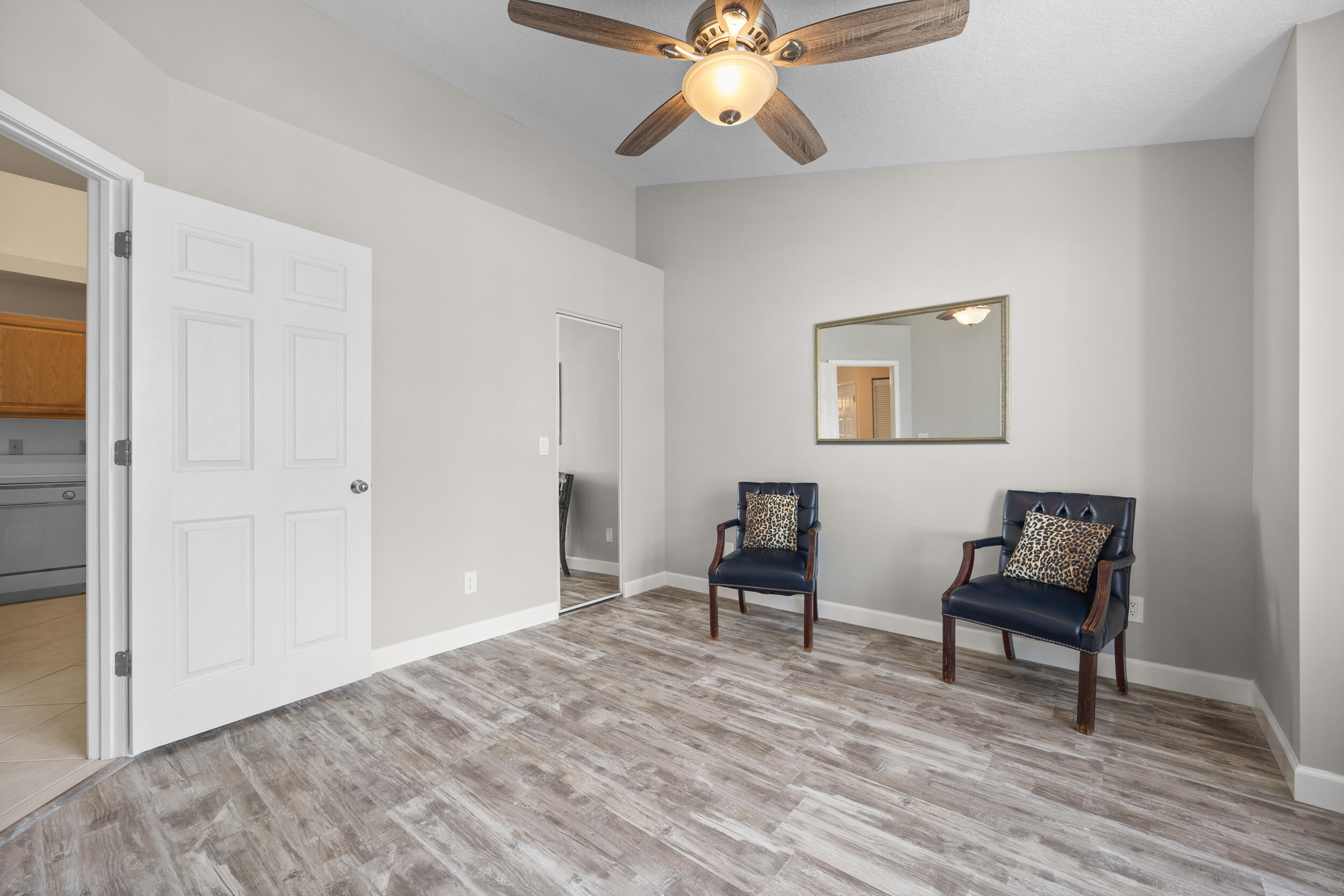 802 Muirfield Court 802e