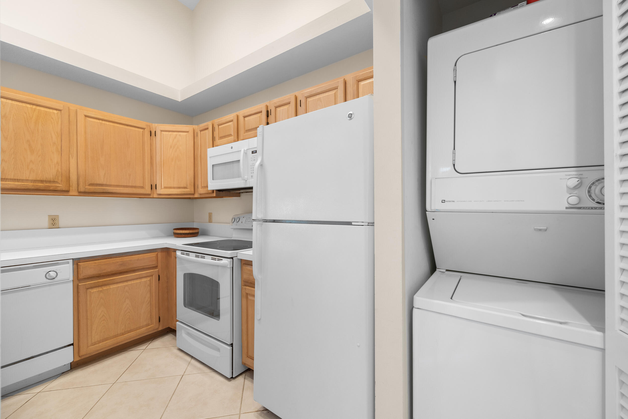 802 Muirfield Court 802e