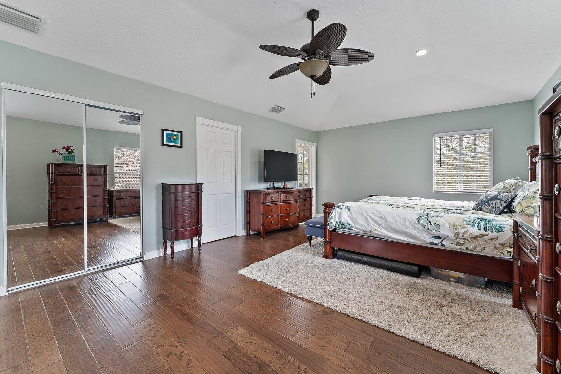 573 E Cocoplum Drive E