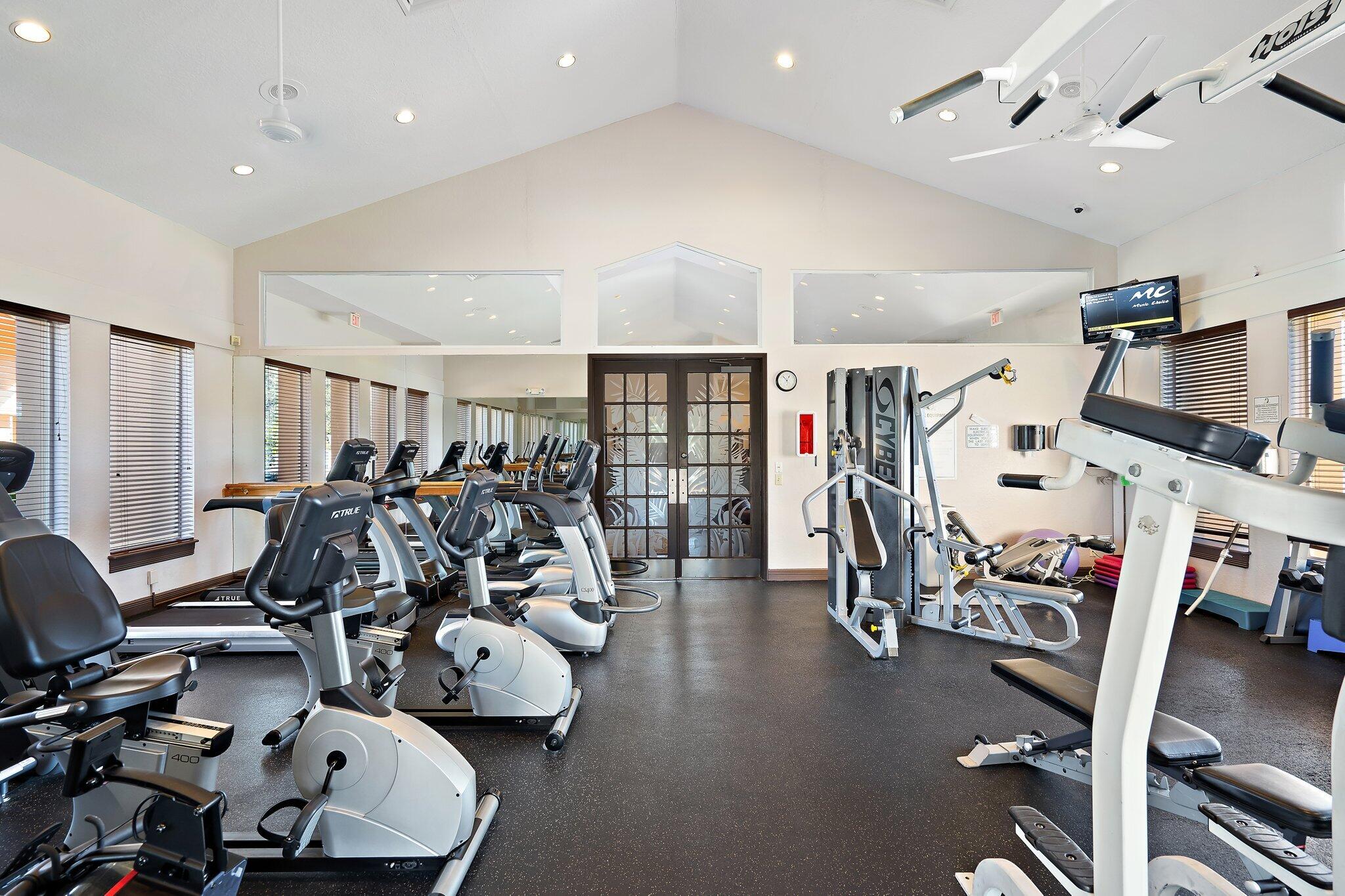 573 E Cocoplum Drive E