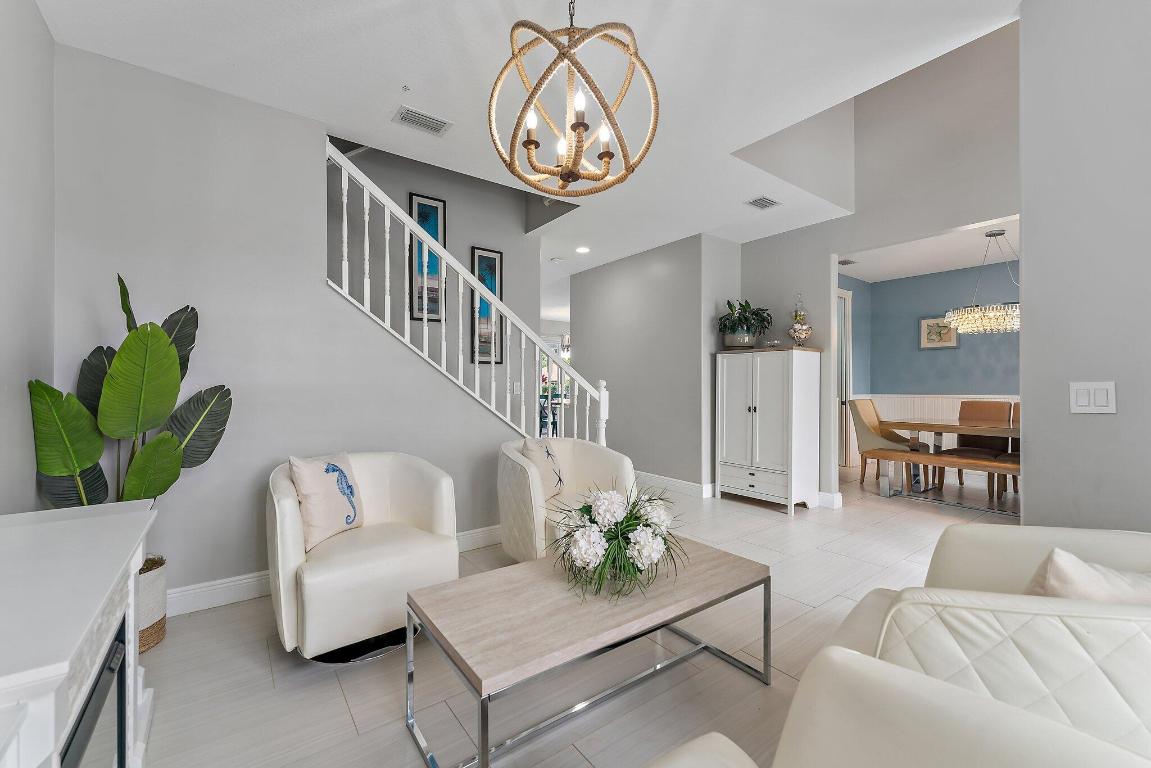 573 E Cocoplum Drive E