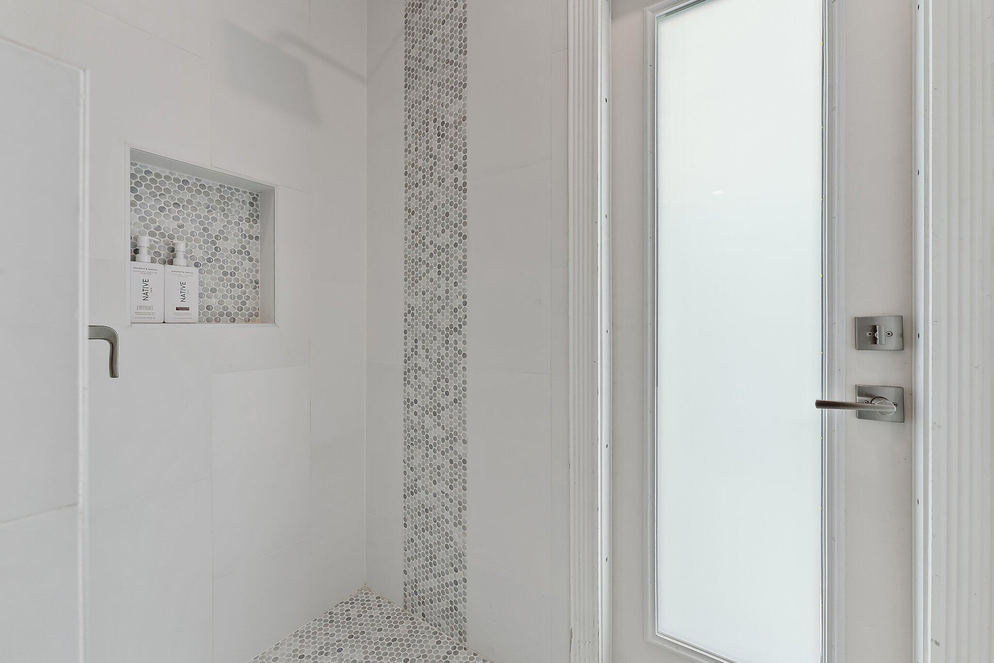 573 E Cocoplum Drive E