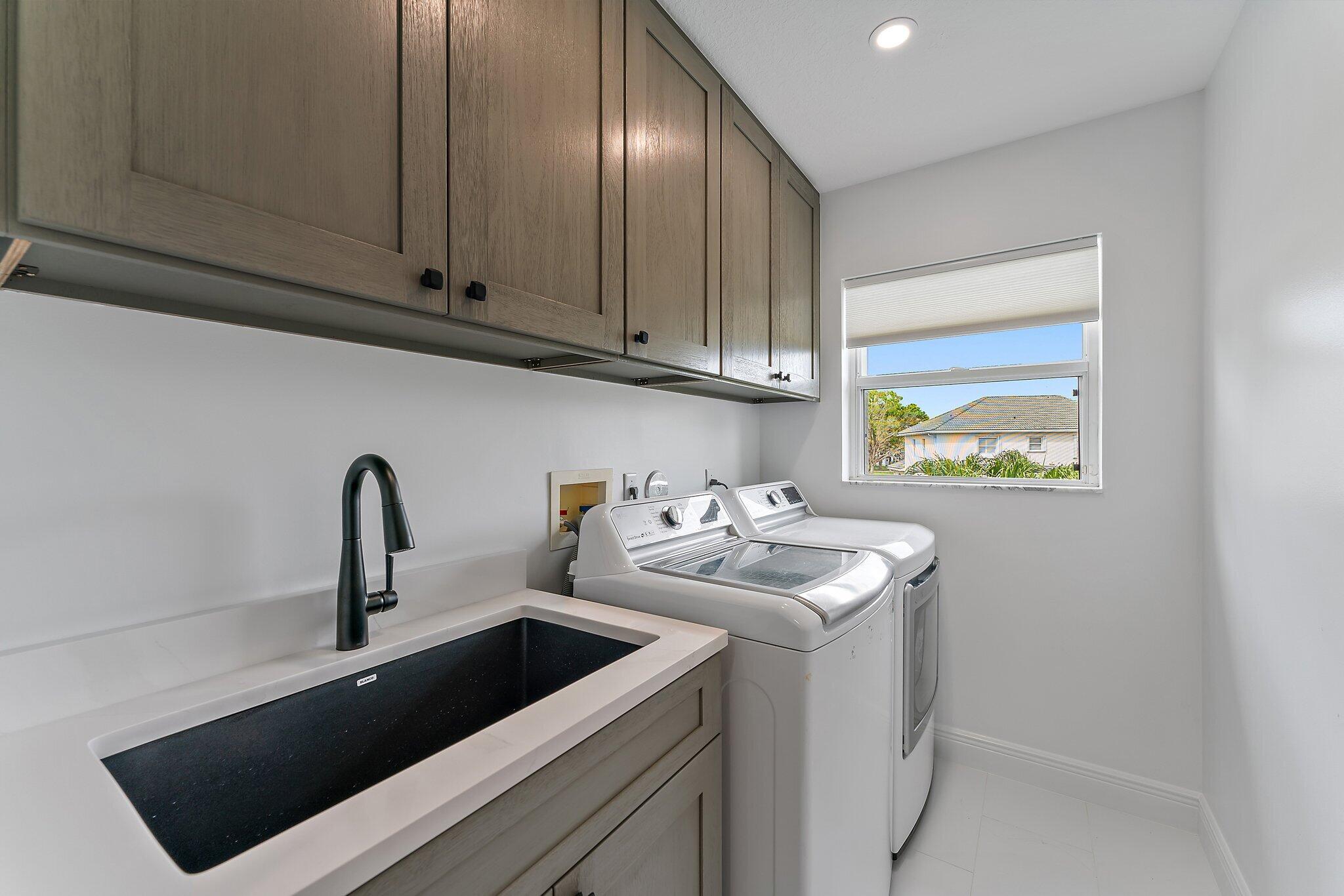 573 E Cocoplum Drive E