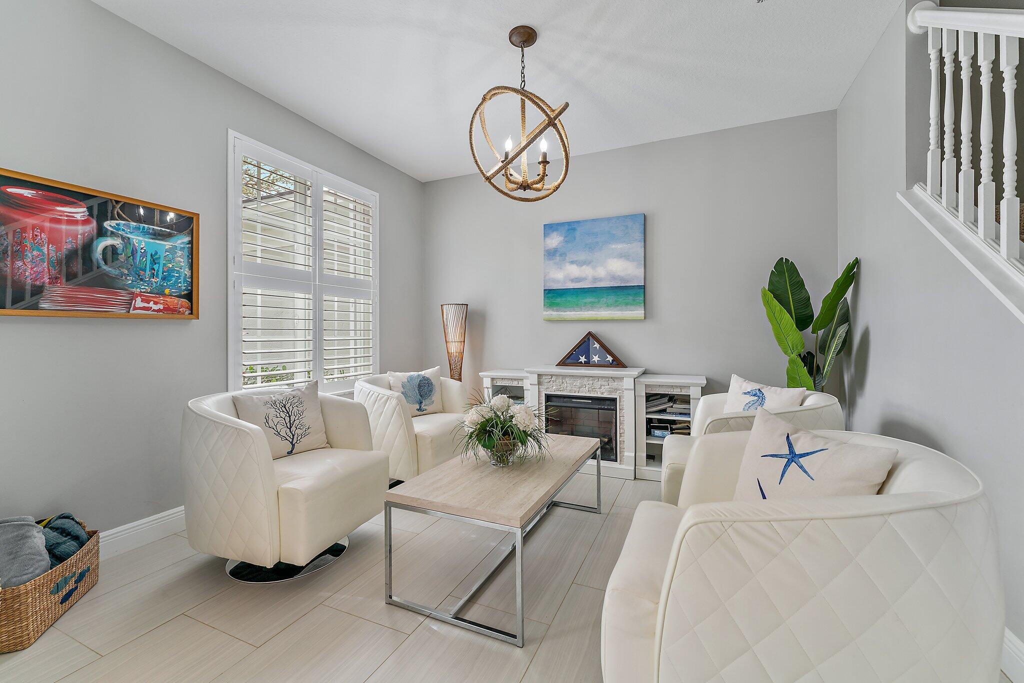 573 E Cocoplum Drive E