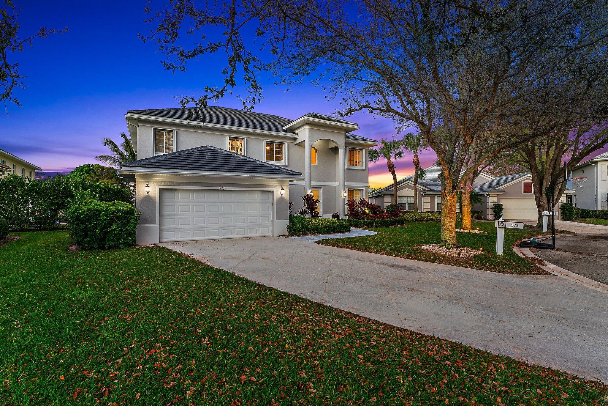 573 E Cocoplum Drive E