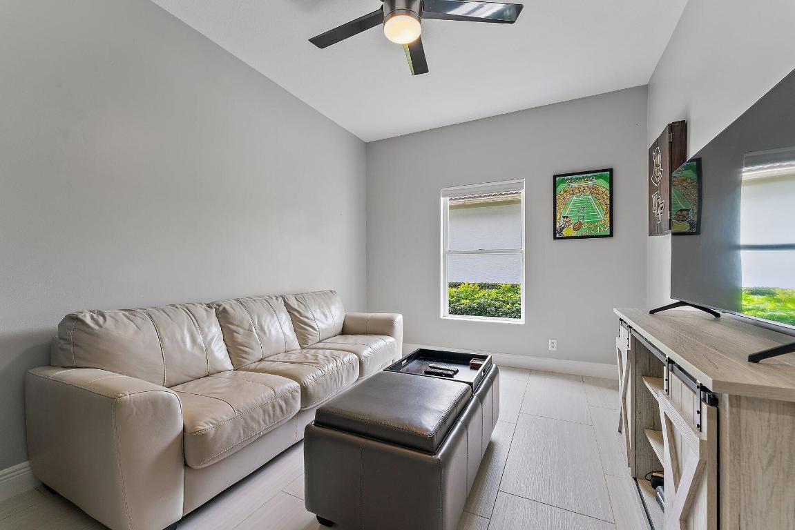 573 E Cocoplum Drive E