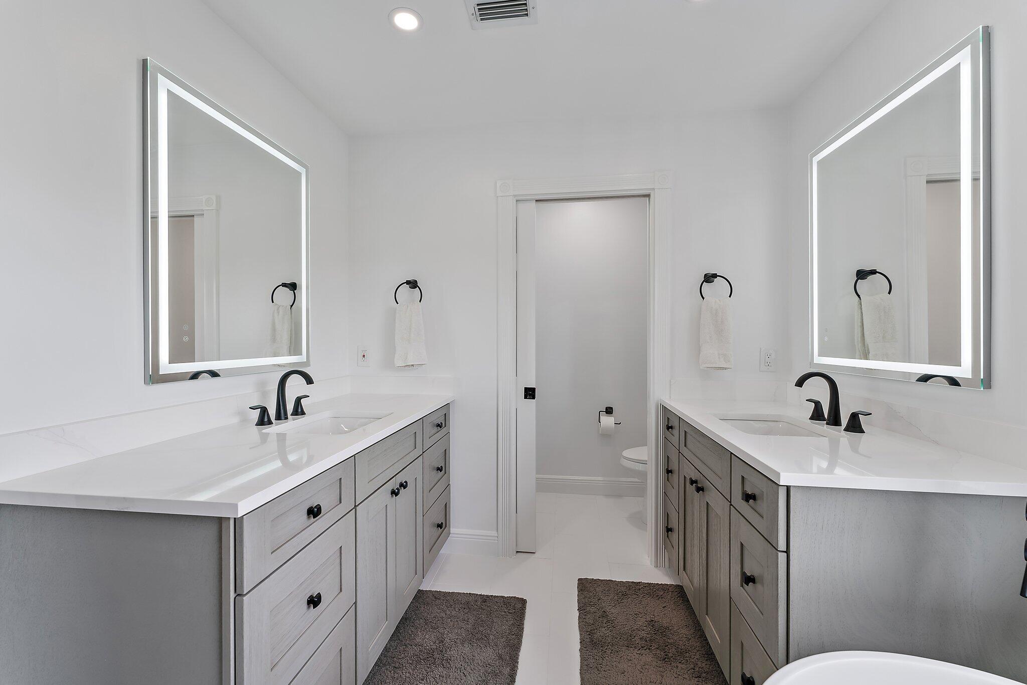 573 E Cocoplum Drive E