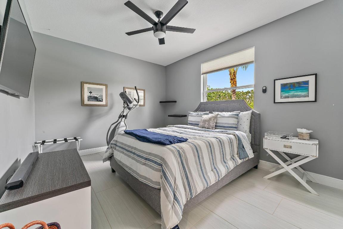 573 E Cocoplum Drive E