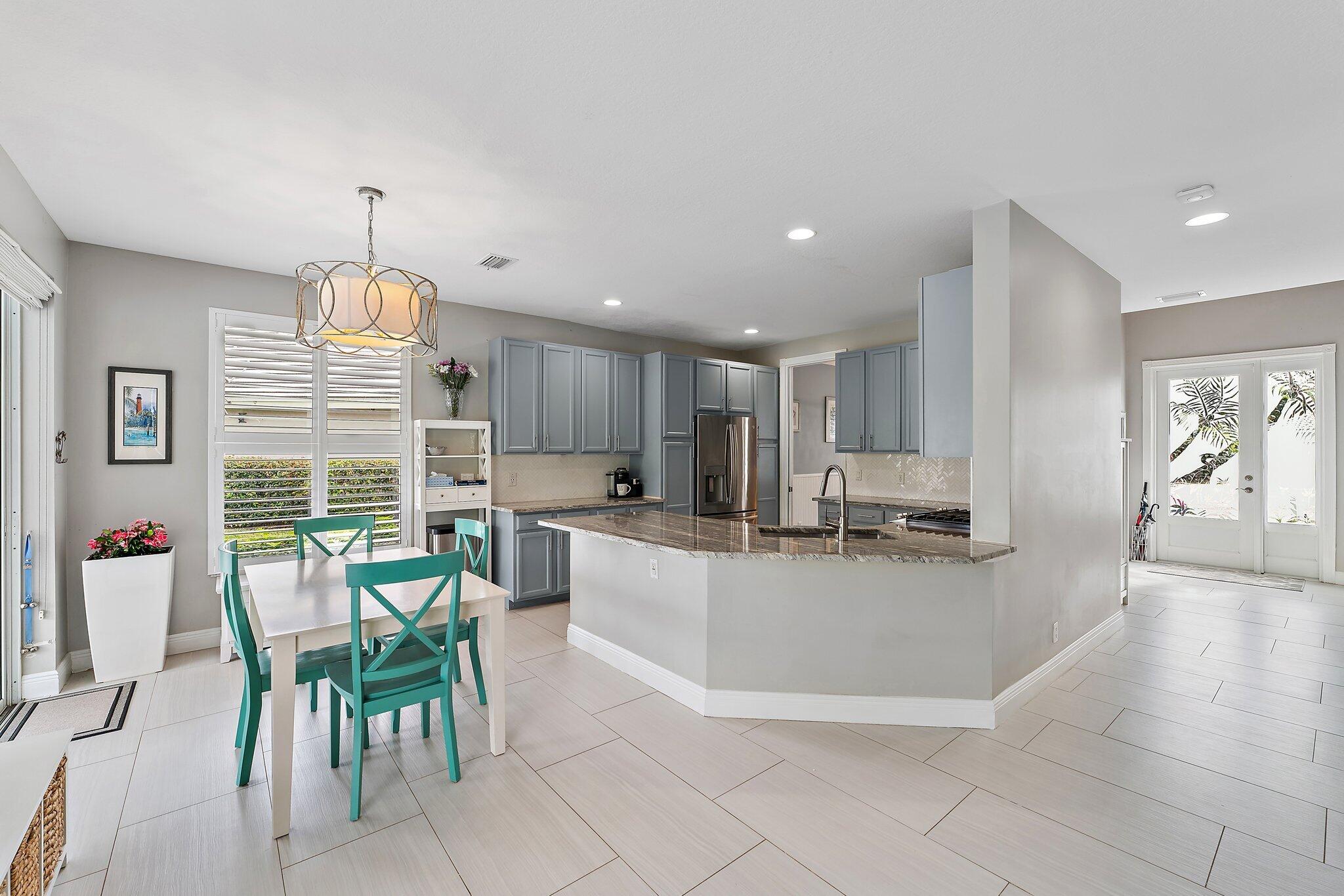 573 E Cocoplum Drive E