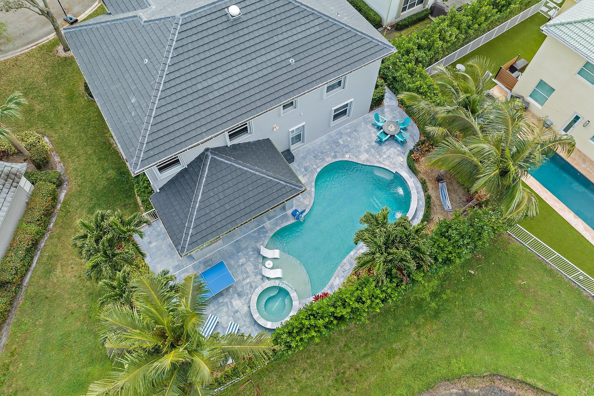 573 E Cocoplum Drive E