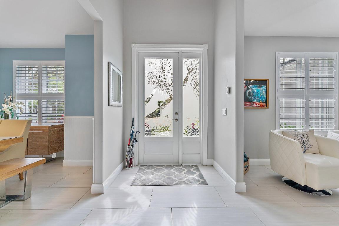 573 E Cocoplum Drive E