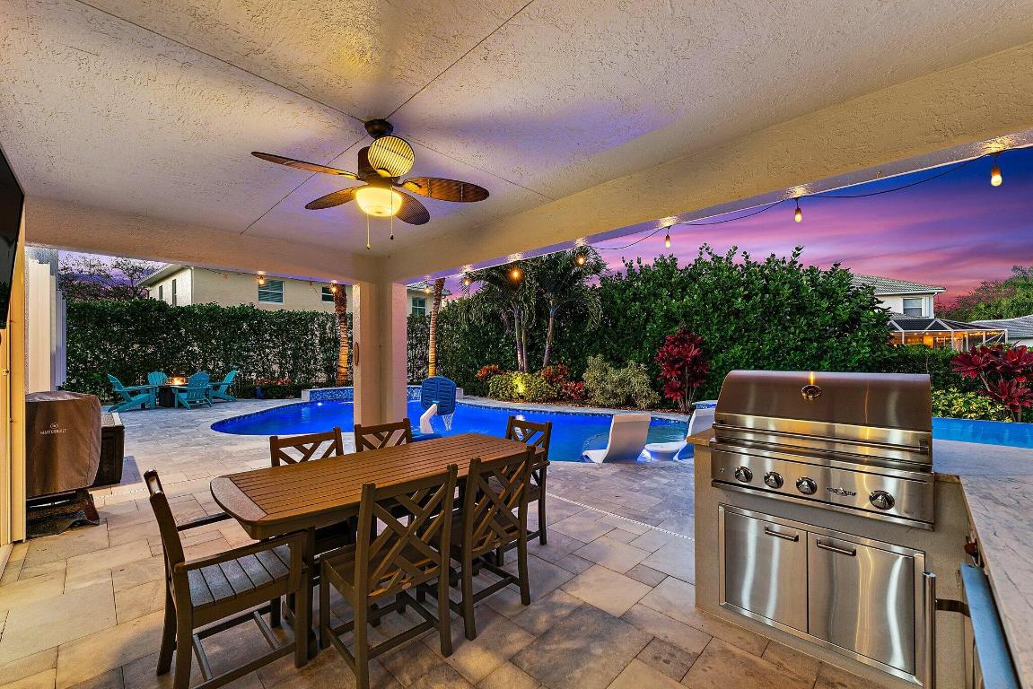 573 E Cocoplum Drive E